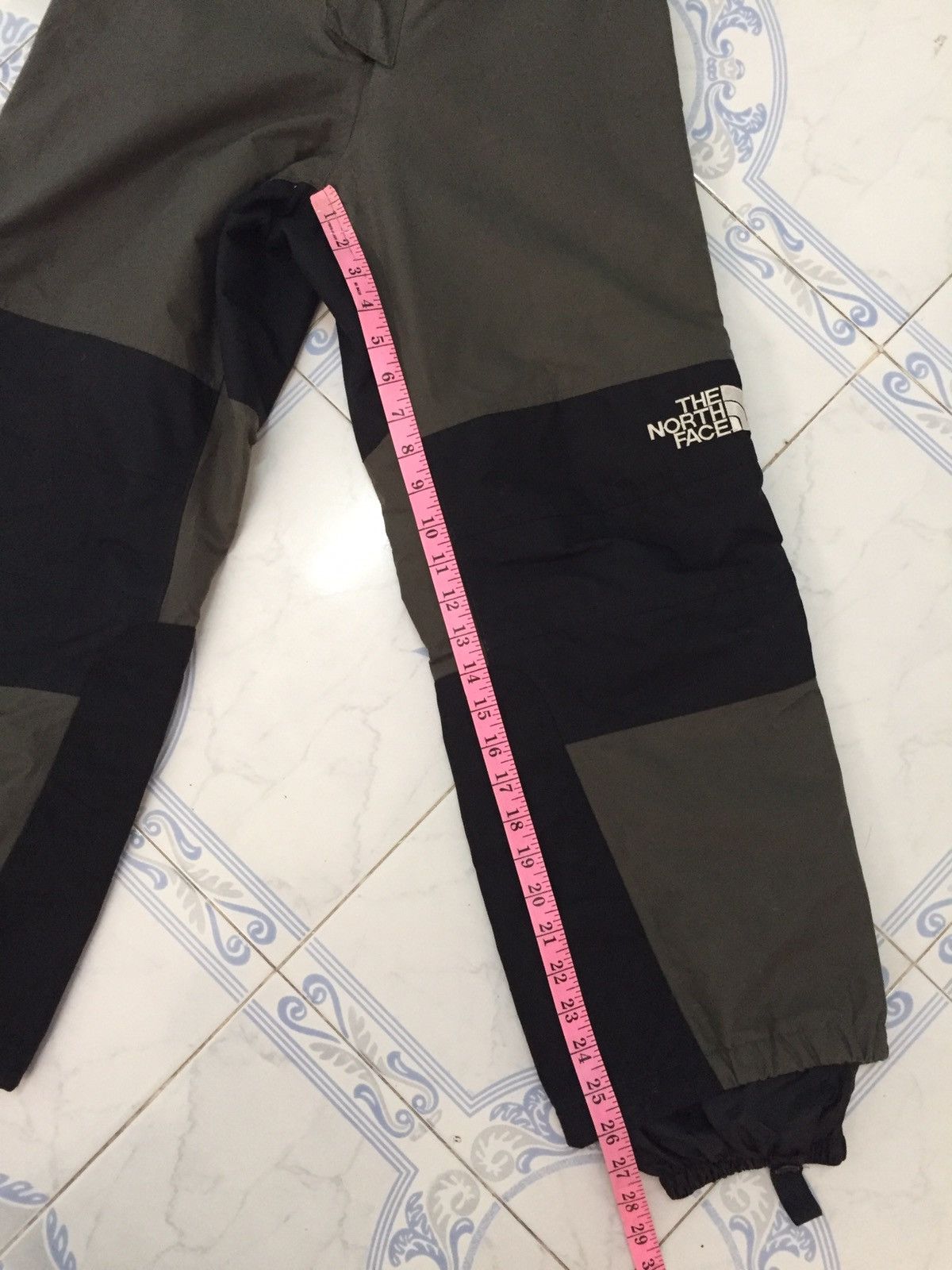 Goretex The North Face Gore-Tex Ski Pant Style Made in Japan Size US 27 - 18 Thumbnail