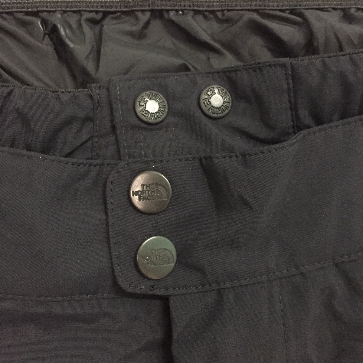 The North Face The North Face Black Mountain Ski Sportwear Multi Pockets Size US 35 - 5 Thumbnail