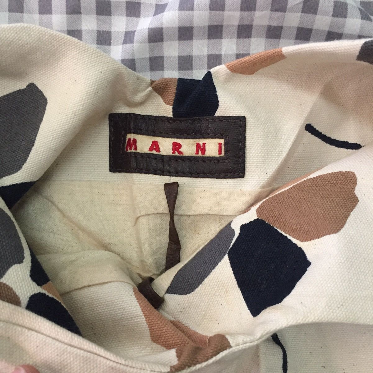 Marni 🔥OFFER🔥Rare Marni Flowers Tote Bag Size ONE SIZE - 3 Thumbnail