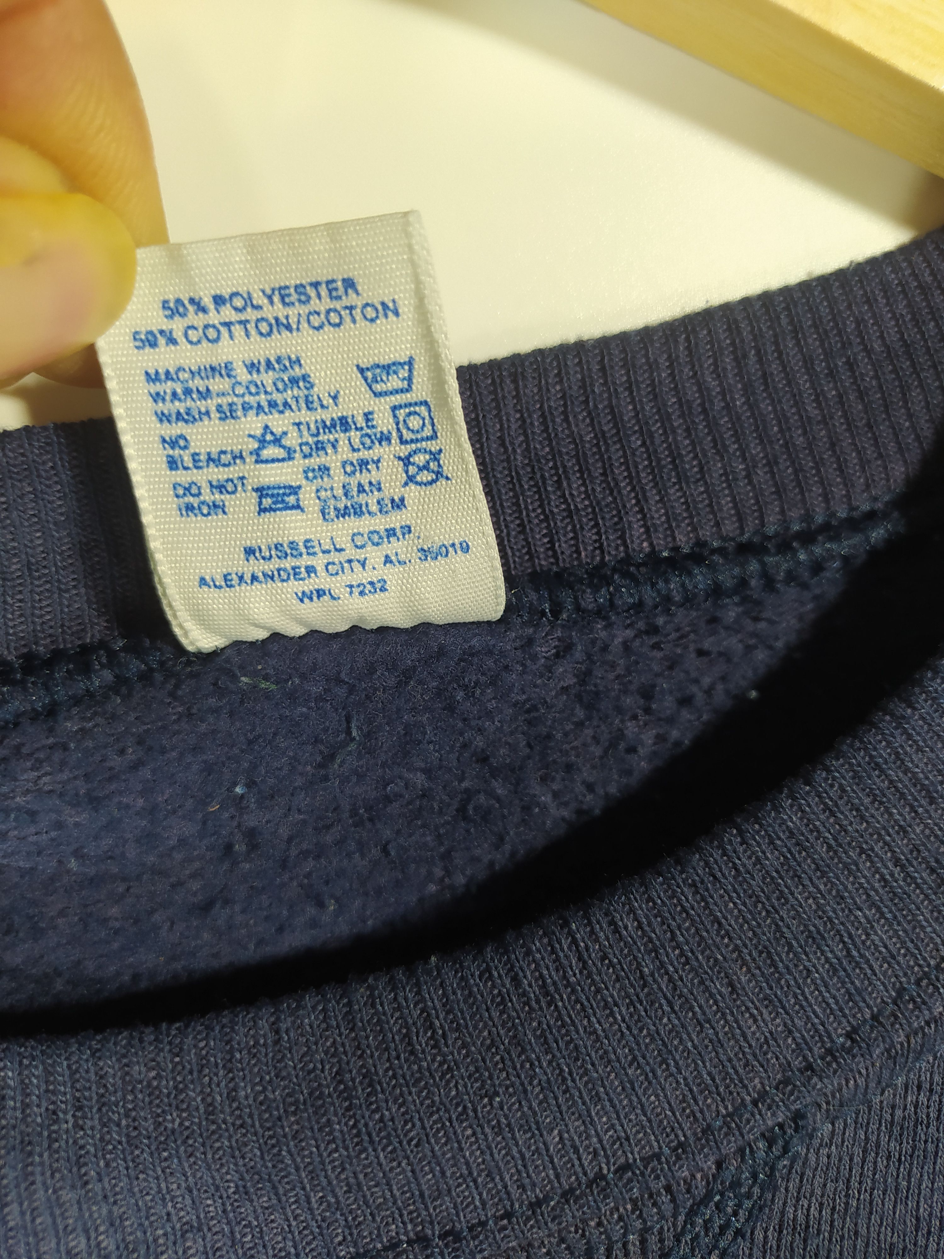 Russell Athletic Vintage 80s Blue Sun Faded Carolina tarheels Size US M / EU 48-50 / 2 - 8 Thumbnail