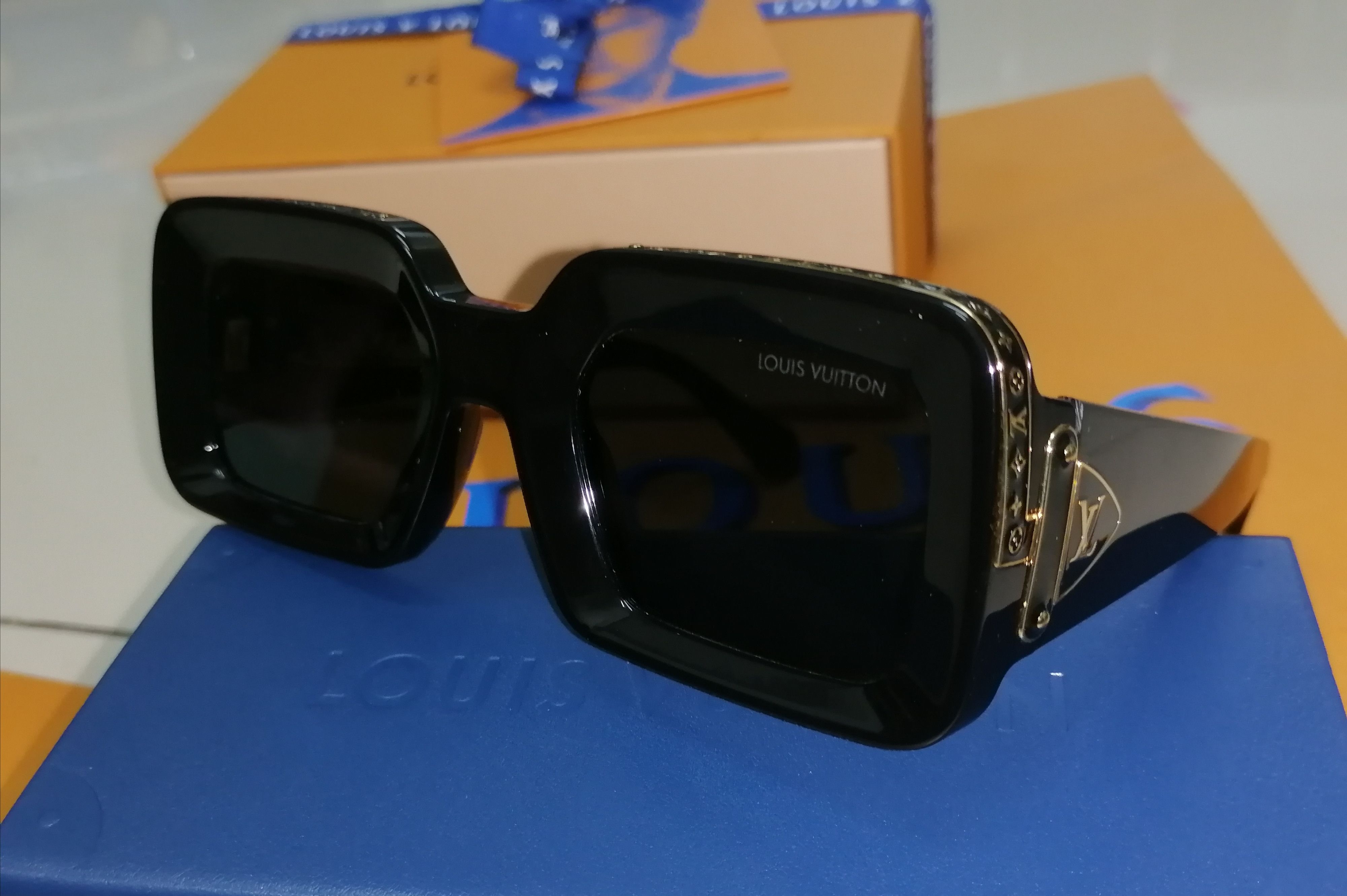 Louis Vuitton, Accessories, Louis Vuitton Zillionaires Black Sunglasses