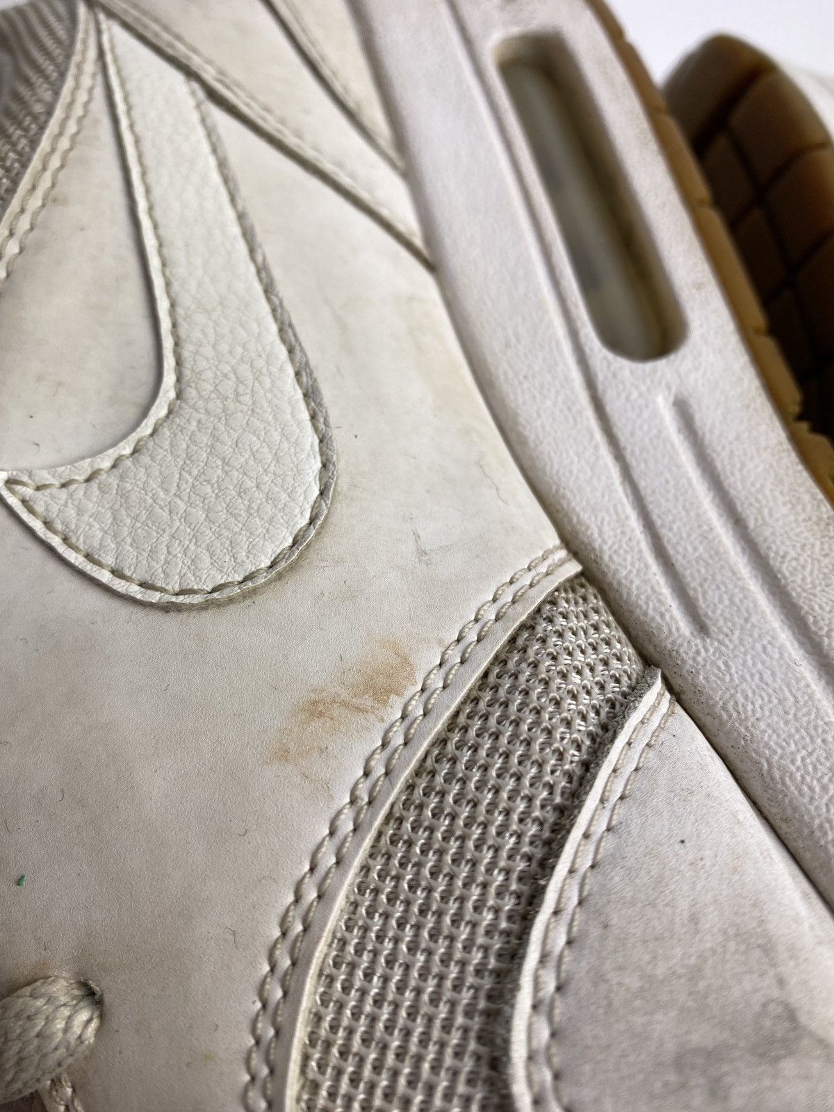 Nike Nike Air Max 1 White Gum 2018 dunk Jordan +nsw tee Size US 9 / EU 42 - 8 Thumbnail