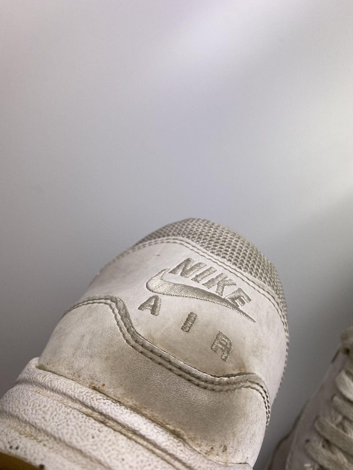 Nike Nike Air Max 1 White Gum 2018 dunk Jordan +nsw tee Size US 9 / EU 42 - 14 Thumbnail