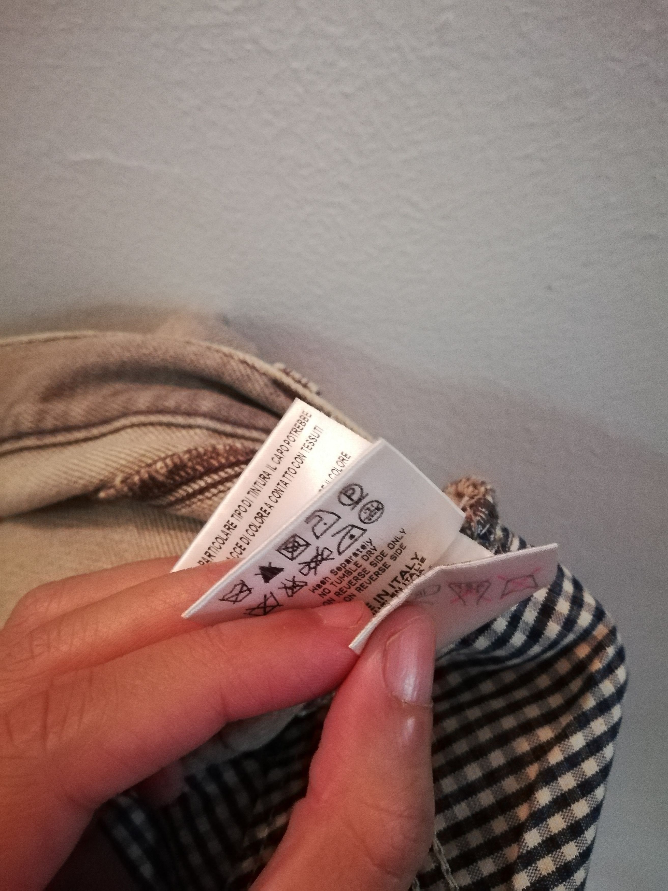 Designer Gucci S2006 Distressed Denim Italy Made Size US 29 - 17 Thumbnail