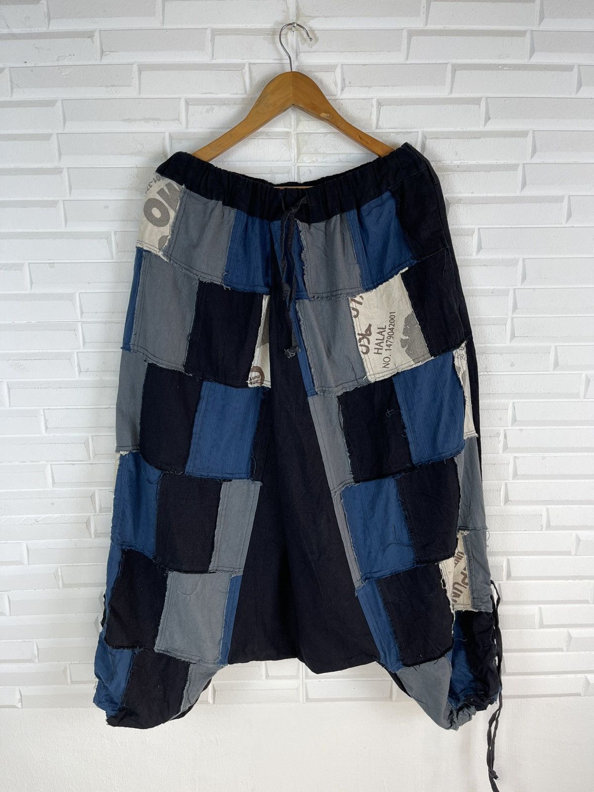 Japanese Brand × Vintage ❌SUMMER SALE❌Vintage Patchworks Baggy Pants Japanese Indigo Size US 32 / EU 48 - 4 Thumbnail