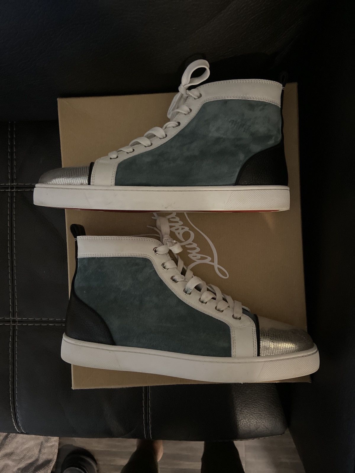 Christian Louboutin Christian Louboutin Sz 42 (9) Worn 3x Size US 9 / EU 42 - 6 Thumbnail