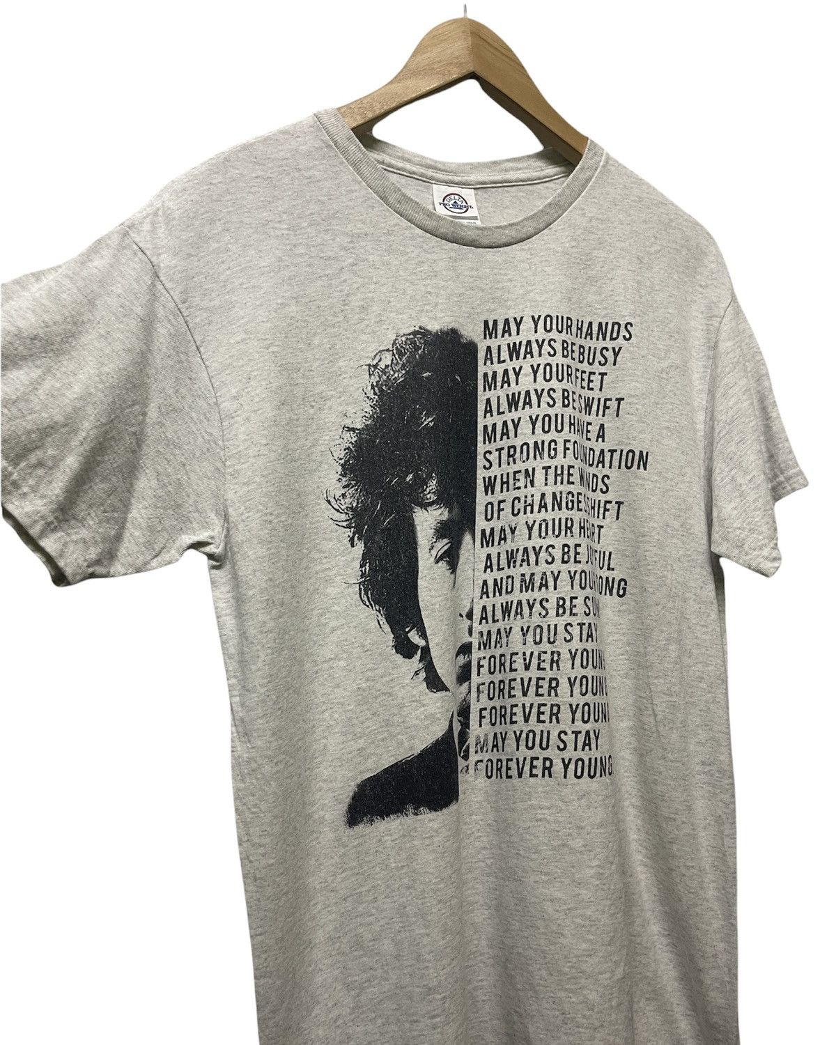 Band Tees VINTAGE BOB DYLAN MAY YOUR HANDS ALWAYS BE BUSY Size US M / EU 48-50 / 2 - 2 Thumbnail