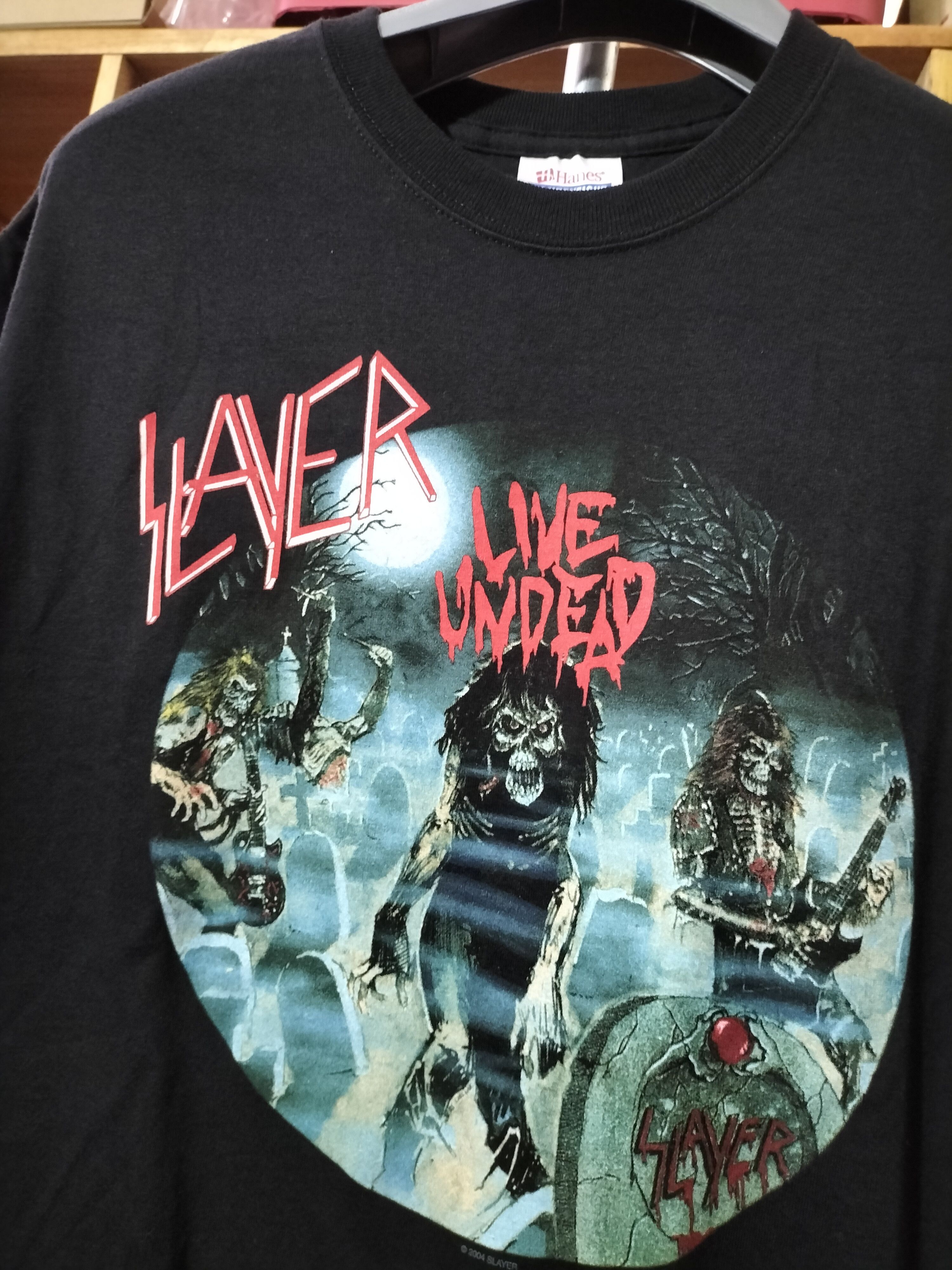 Slayer Vintage Slayer Live Undead 2004 Hanes Metaltee tour fashion Size US M / EU 48-50 / 2 - 2 Thumbnail