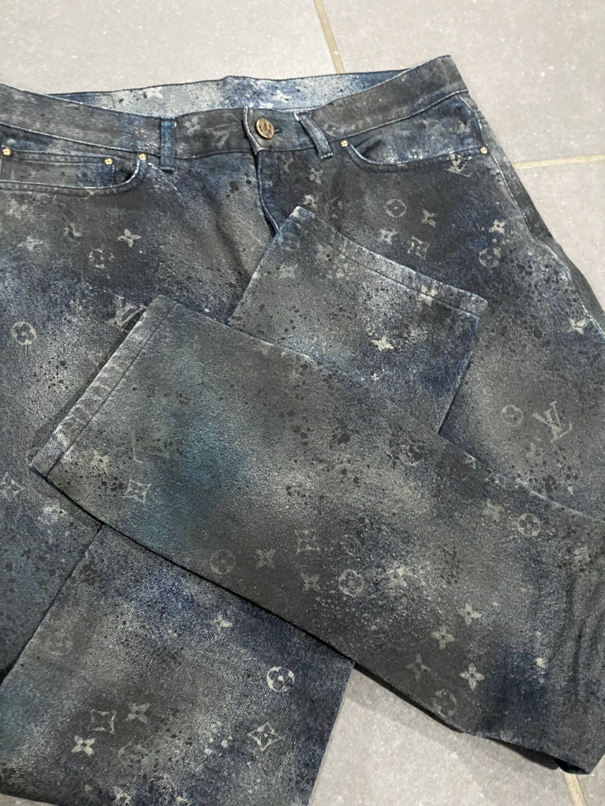 Louis Vuitton Galaxy jeans Size US 32 / EU 48 - 3 Thumbnail