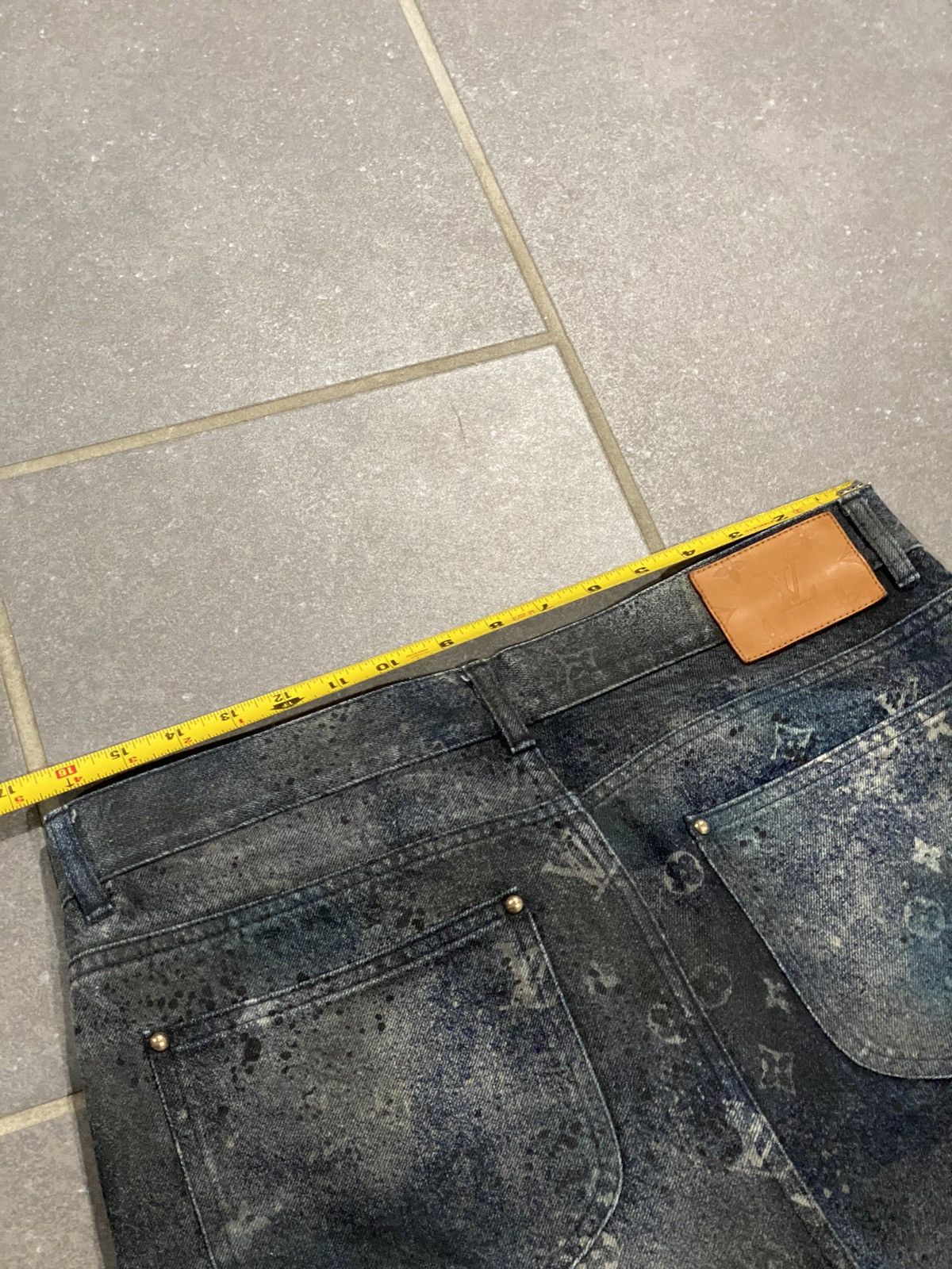 Louis Vuitton Galaxy jeans Size US 32 / EU 48 - 5 Thumbnail