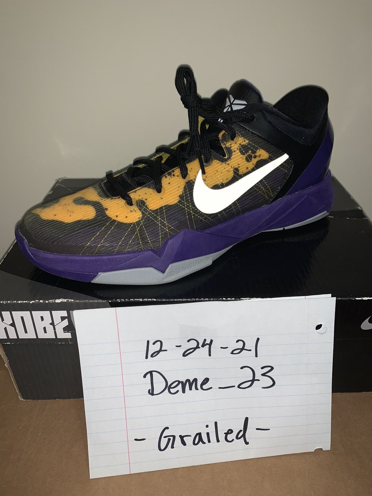 Nike Zoom Kobe 7 Poison Dart Frog Lakers 2012 SIZE 10.5 Size US 10.5 / EU 43-44 - 10 Thumbnail
