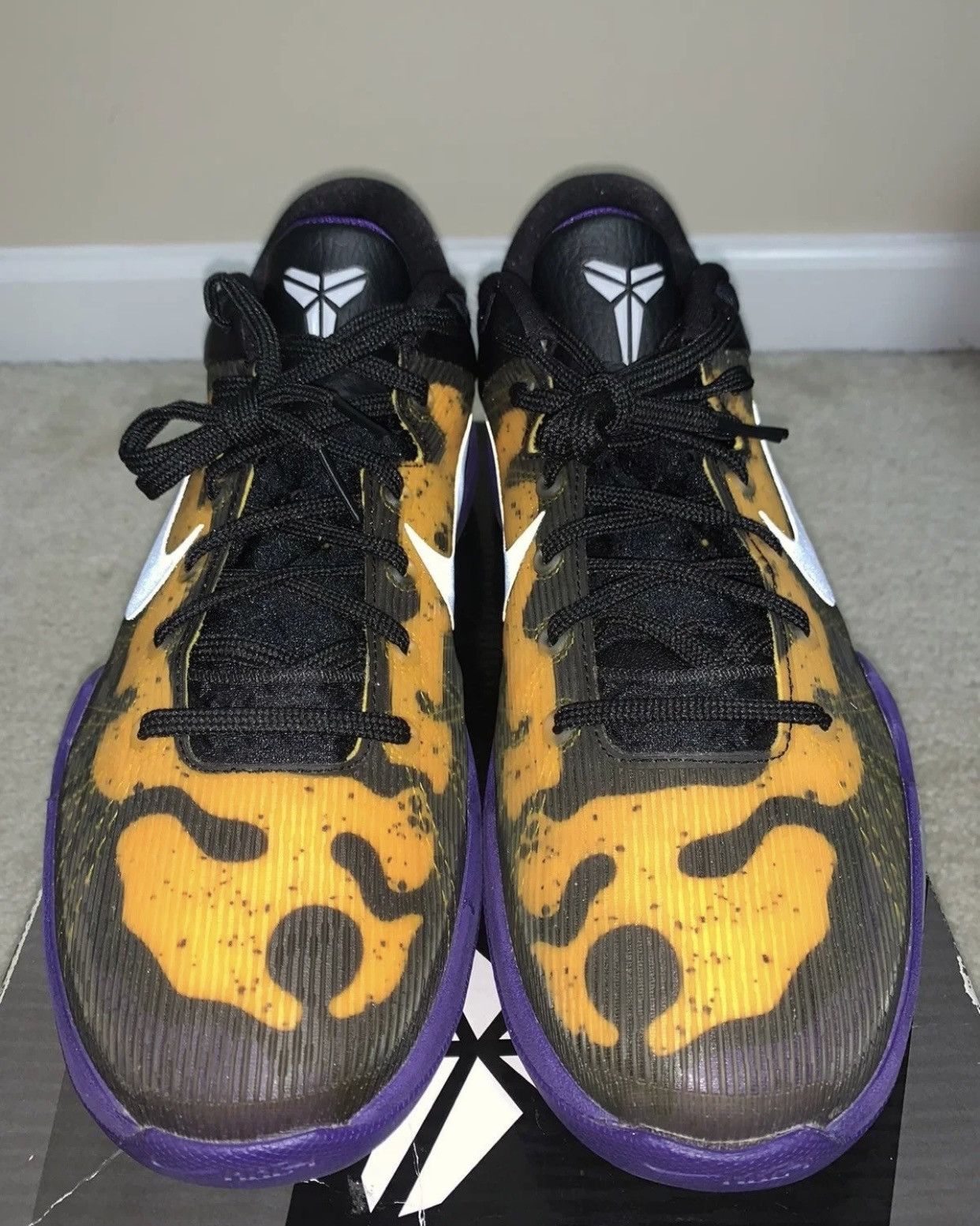 Nike Zoom Kobe 7 Poison Dart Frog Lakers 2012 SIZE 10.5 Size US 10.5 / EU 43-44 - 3 Thumbnail
