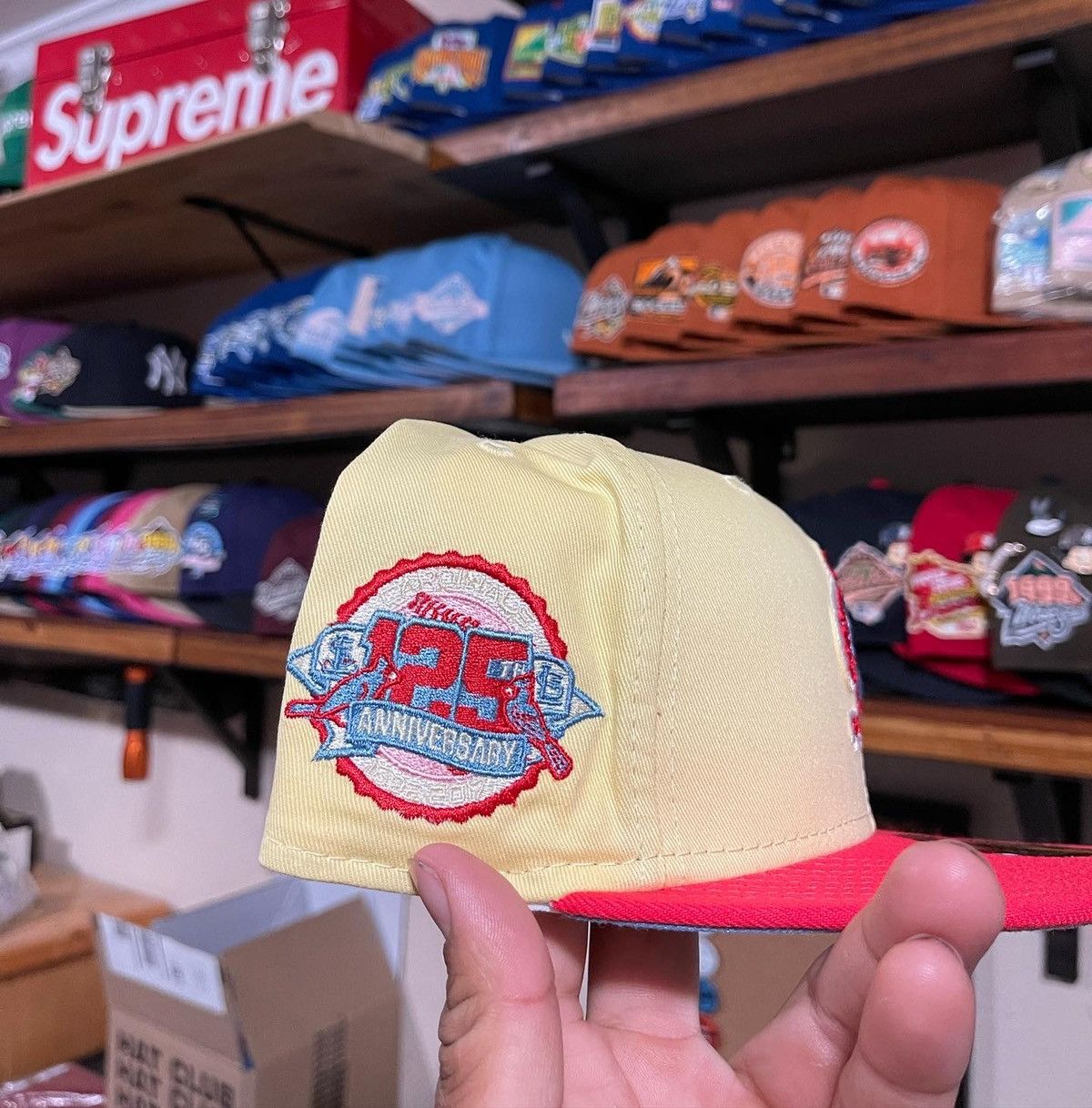 Hat Club × Lids × New Era New Era Exclusive Fitted Size ONE SIZE - 2 Thumbnail