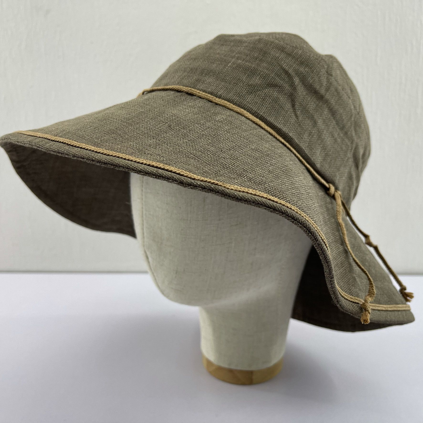 Japanese Brand Chiyoda Nice Design Bucket Hats-BH1321 Size ONE SIZE - 1 Thumbnail