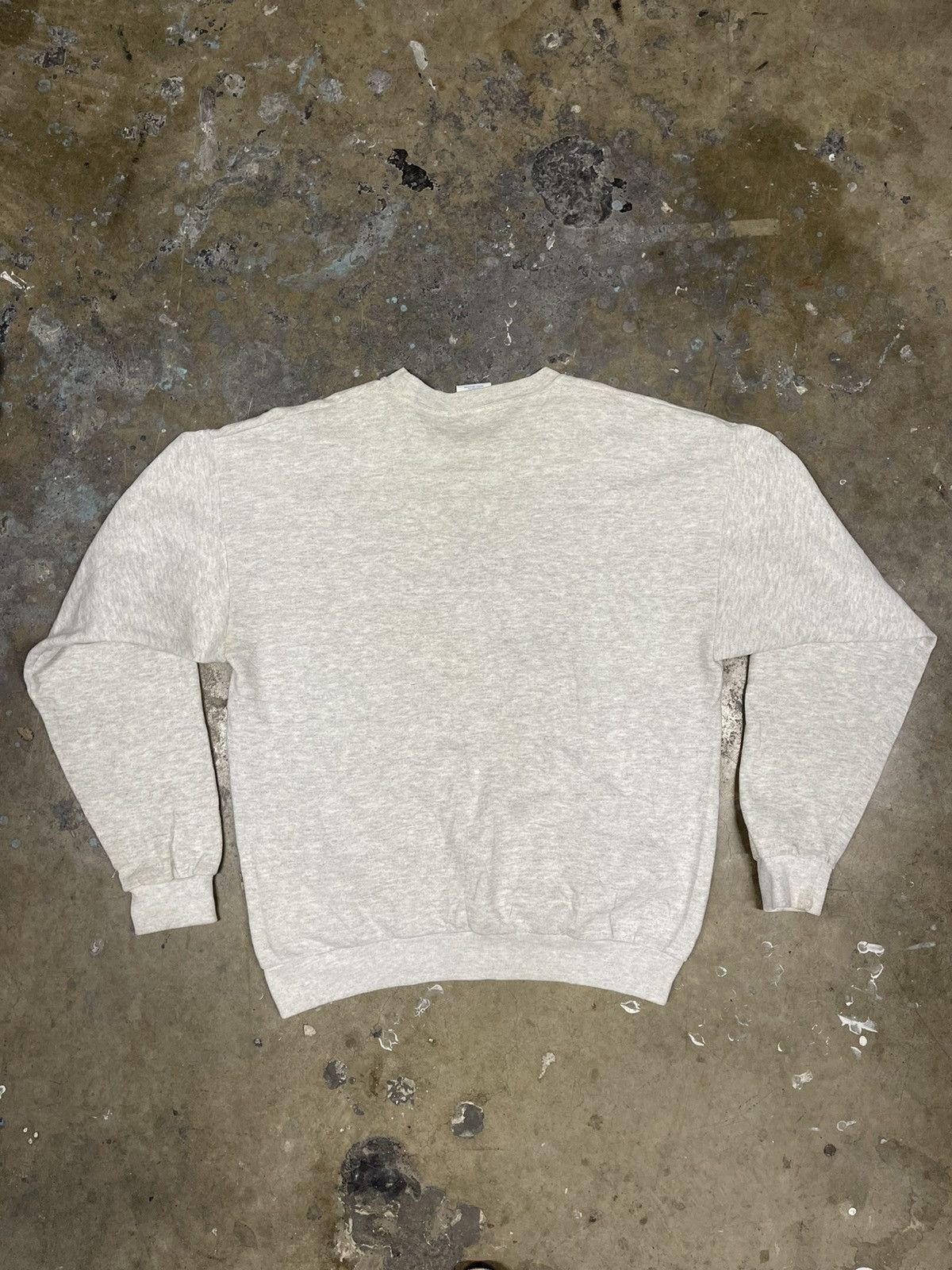 Vintage 90s Vintage Embroidered Outdoor Gear Sweatshirt L Size US L / EU 52-54 / 3 - 5 Thumbnail