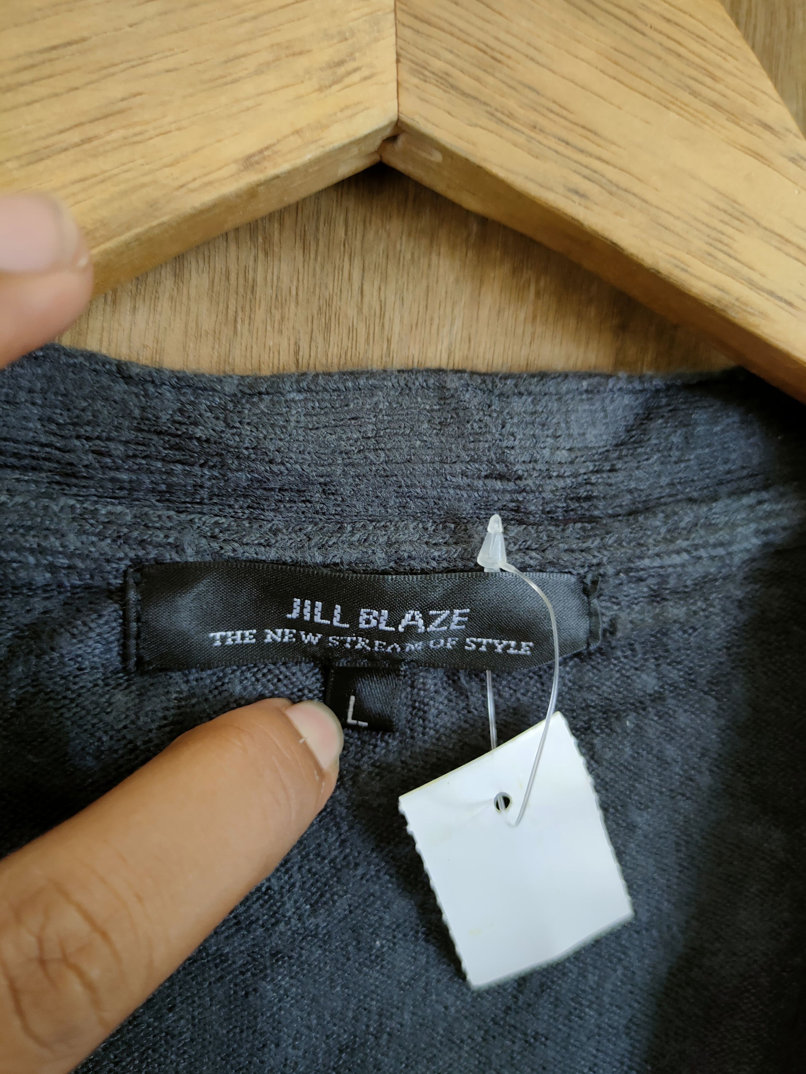 Vintage D Jill Blaze cardigan grey faded plain thin #46-948 Size US M / EU 48-50 / 2 - 8 Thumbnail