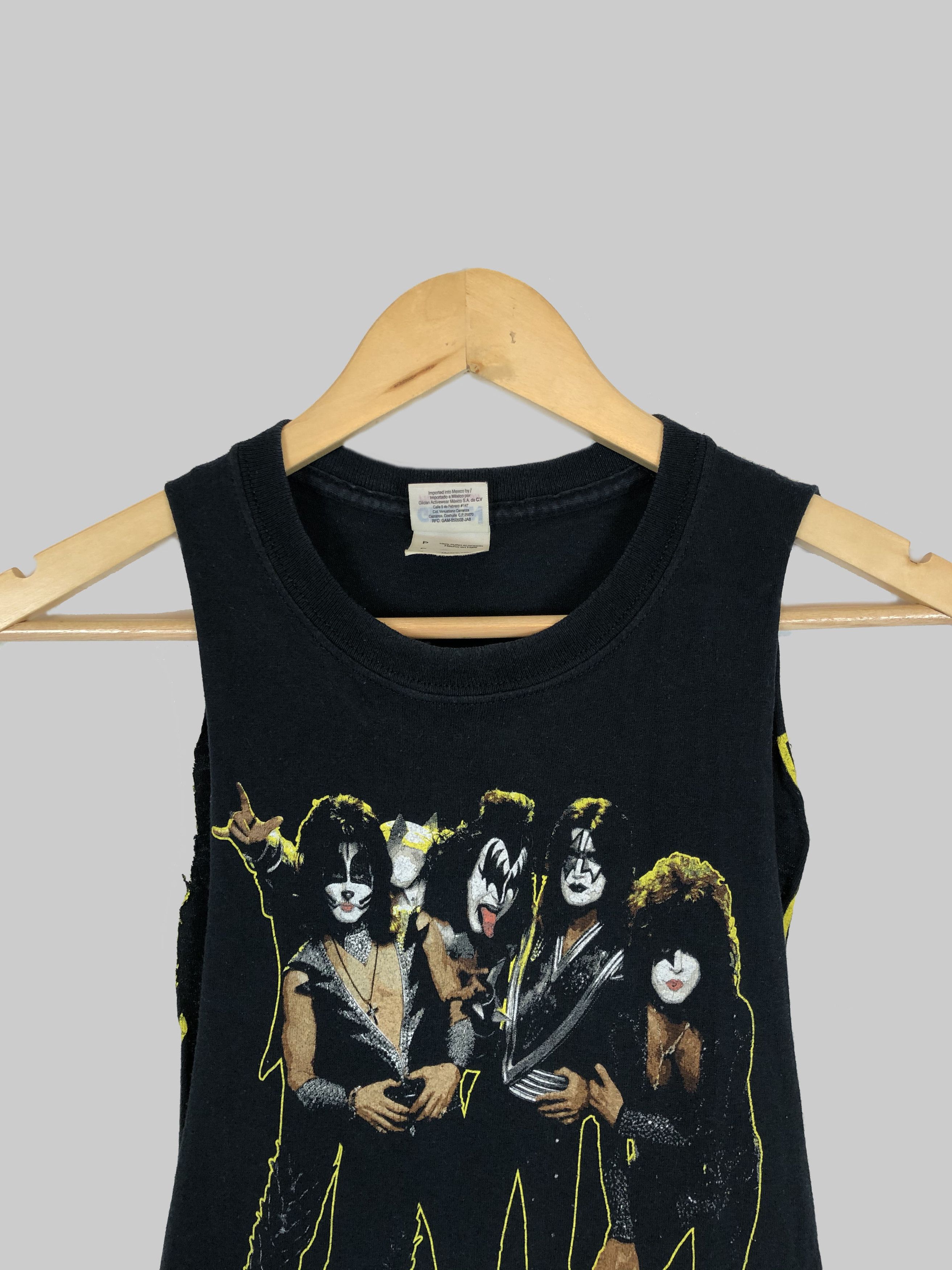 Band Tees Vintage Kiss t-shirt (Iron Maiden Guns N' Roses) Size US S / EU 44-46 / 1 - 3 Thumbnail