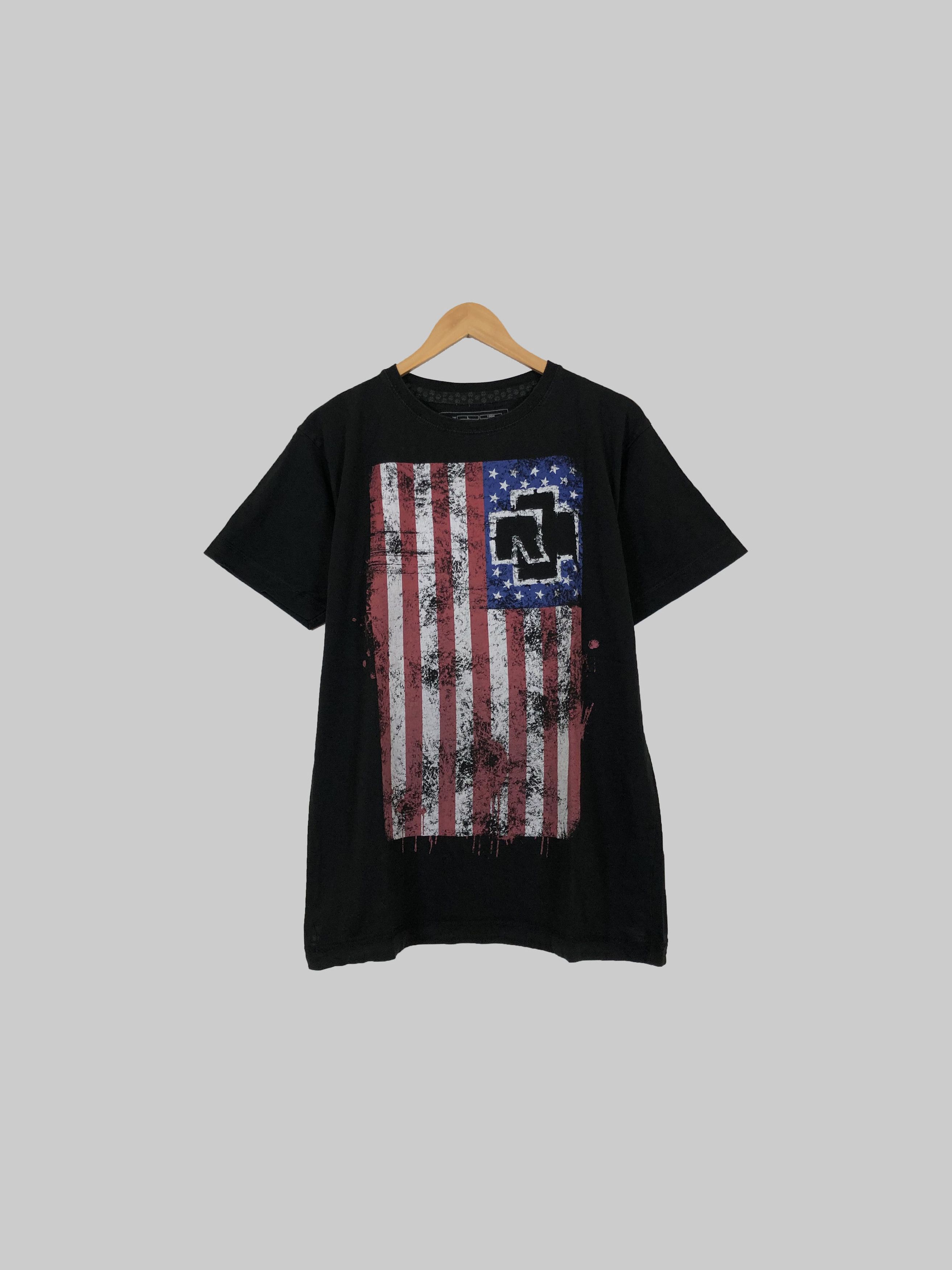Band Tees Vintage Rammstein in Amerika (Böhse Onkelz Marilyn Manson) Size US L / EU 52-54 / 3 - 1 Thumbnail
