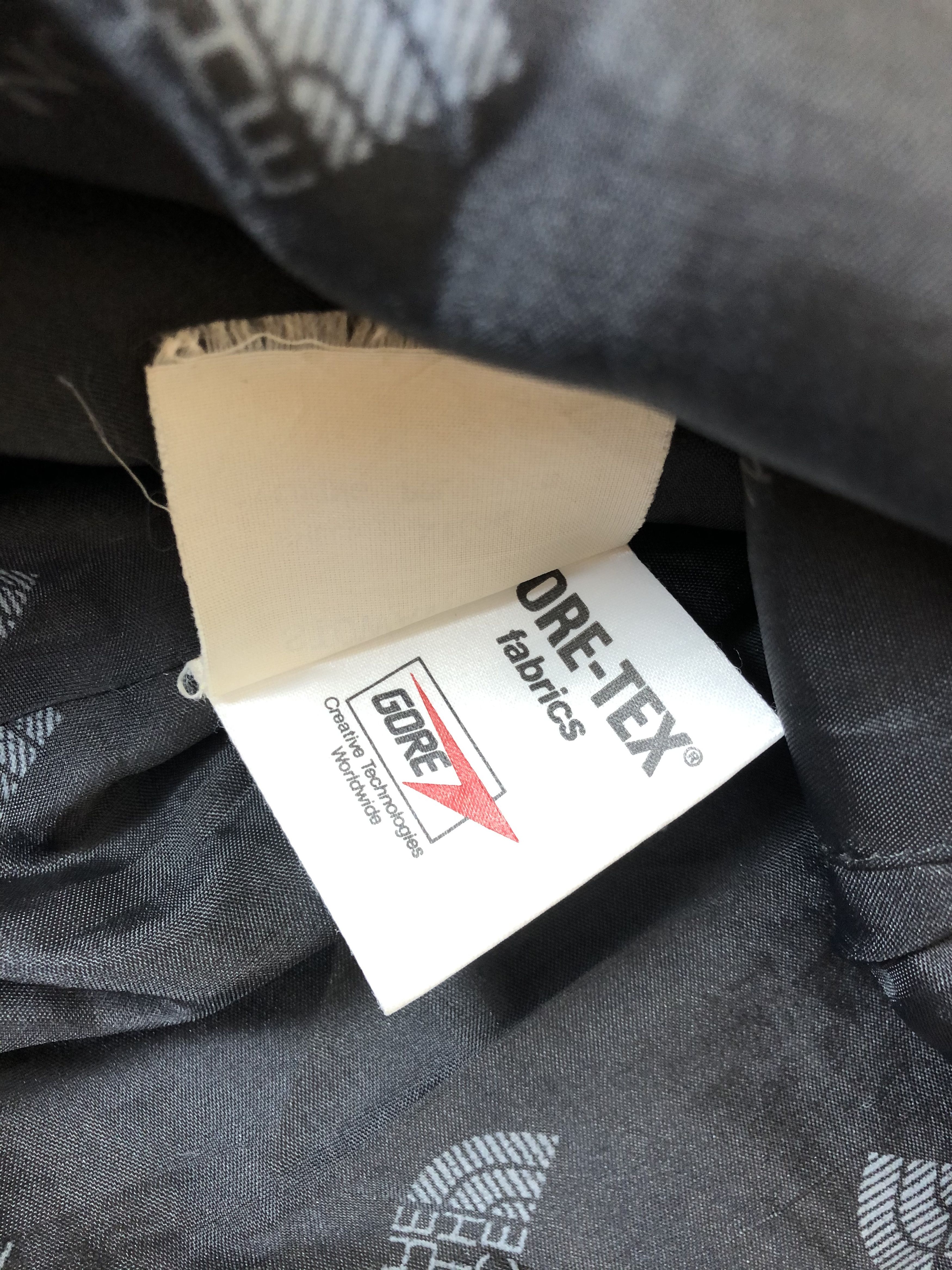 The North Face Vintage The North Face TNF Stowaway GoreTex Jacket Size US L / EU 52-54 / 3 - 12 Thumbnail