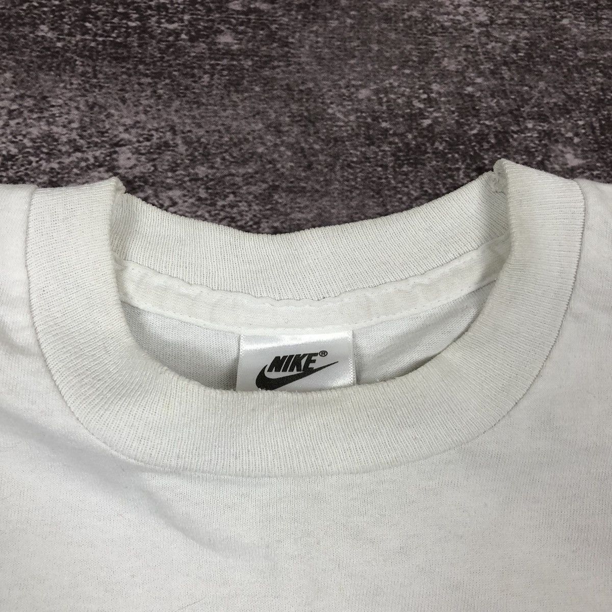 Nike Vintage 90s Nike T-Shirt Single stitch Size US XL / EU 56 / 4 - 8 Thumbnail