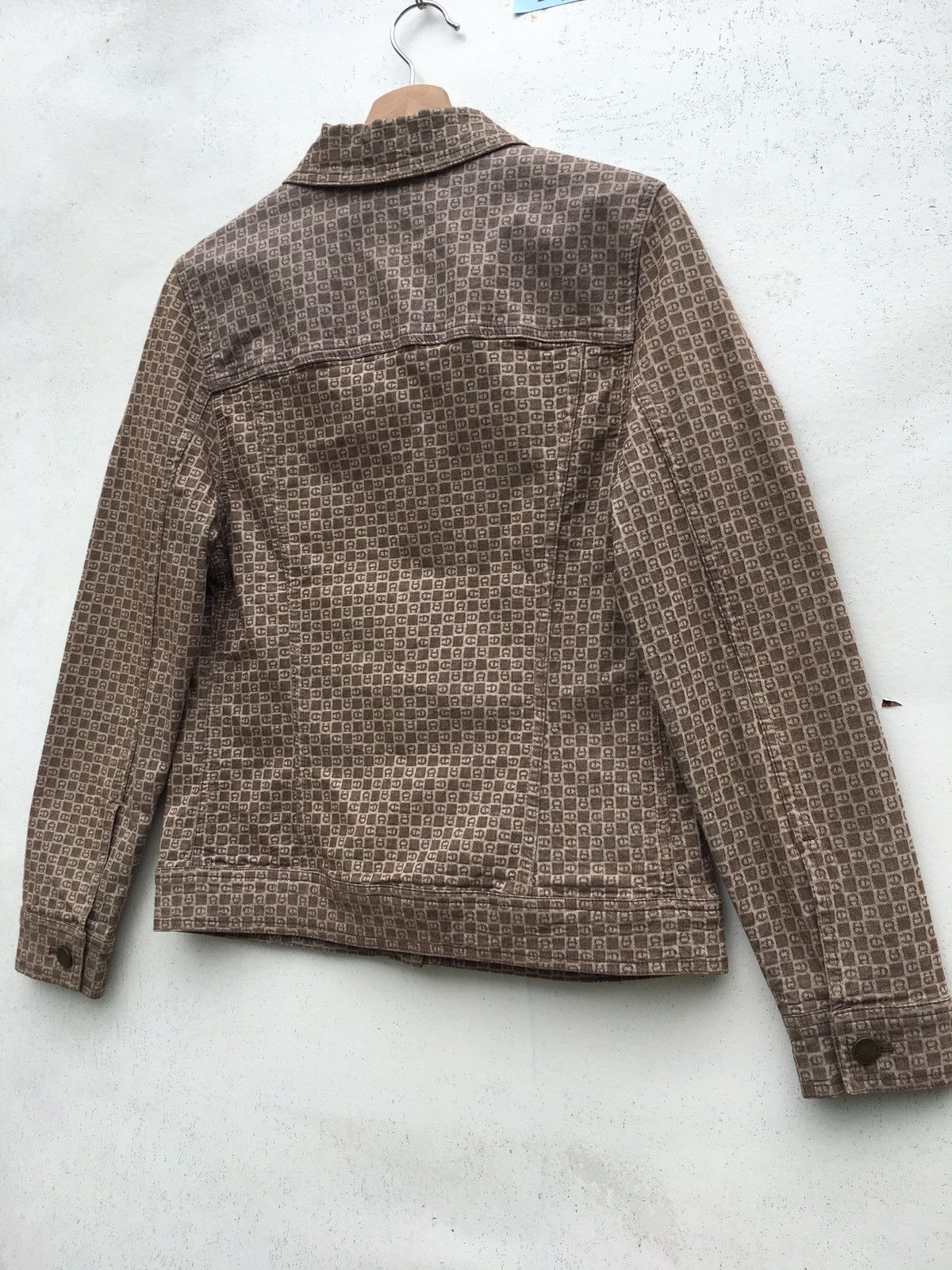 Aigner Vintage Aigner Monogram Buttons Jacket Size US S / EU 44-46 / 1 - 16 Thumbnail