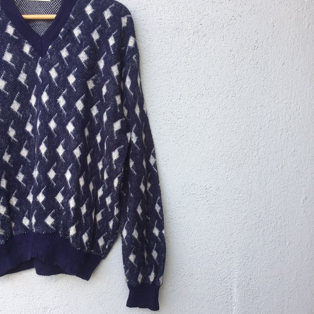 Aran Isles Knitwear × Japanese Brand Vintage Inabi Knitwear Sweater V Neck Size US L / EU 52-54 / 3 - 5 Thumbnail