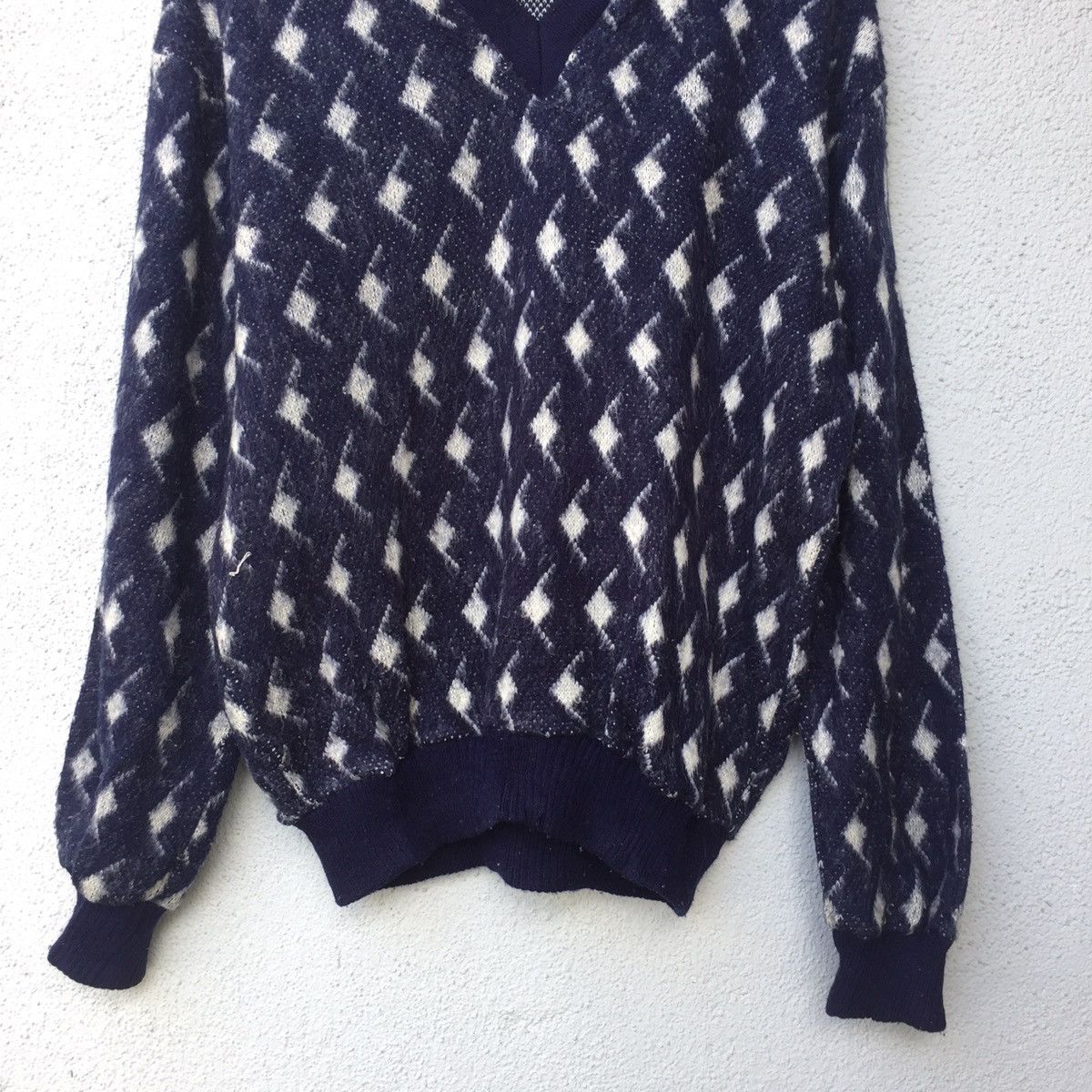 Aran Isles Knitwear × Japanese Brand Vintage Inabi Knitwear Sweater V Neck Size US L / EU 52-54 / 3 - 3 Thumbnail
