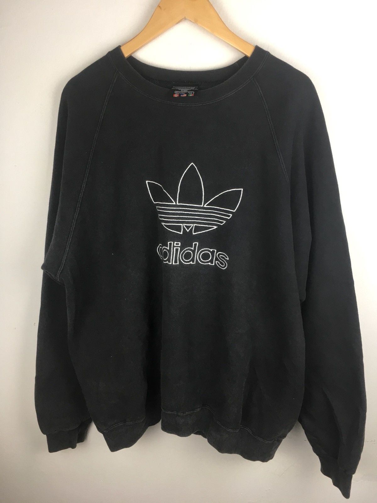 Adidas × Vintage vintage adidas trefoil Big logo armpit 26x28 Size US XL / EU 56 / 4 - 1 Thumbnail