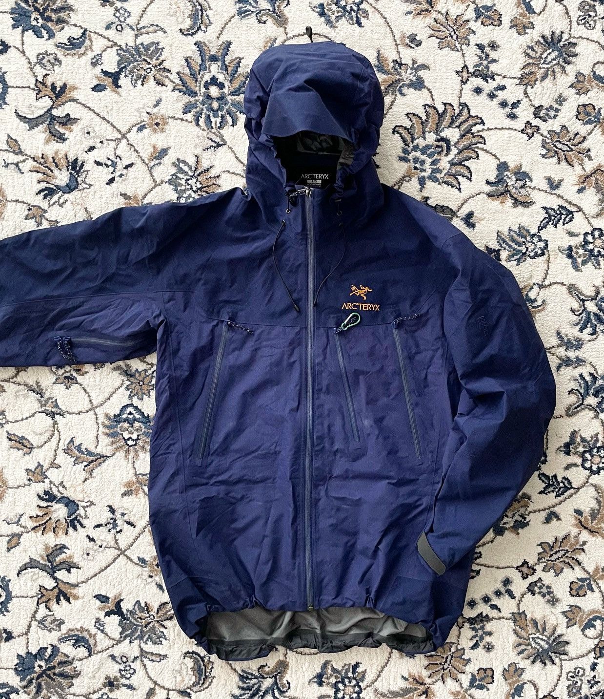 Arc'teryx × Streetwear × Vintage 🌎☀️ Arcteryx 24K GoreTex