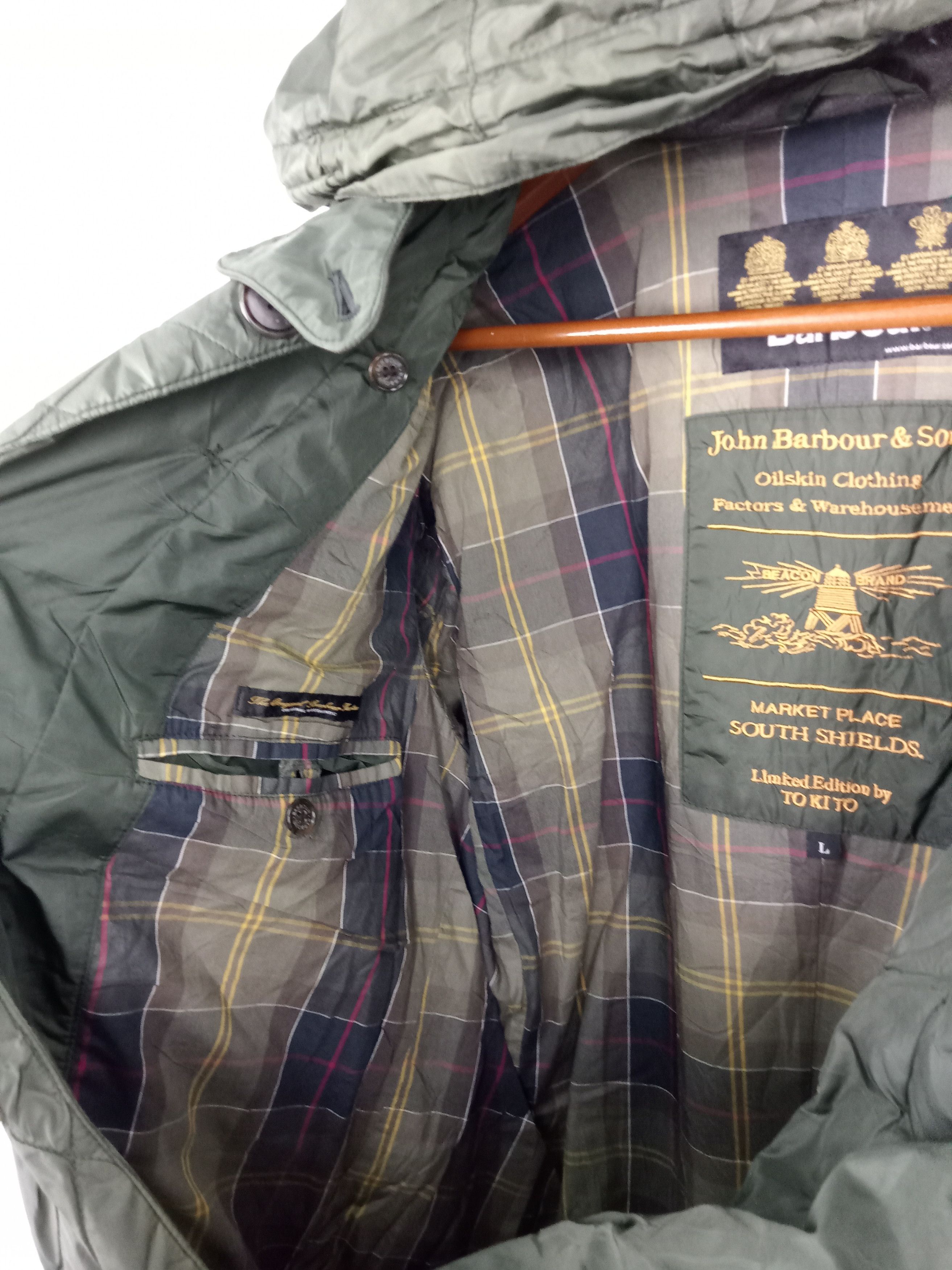 Barbour × Vintage Vintage Barbour Quilted Hooded Jacket Size US L / EU 52-54 / 3 - 15 Thumbnail
