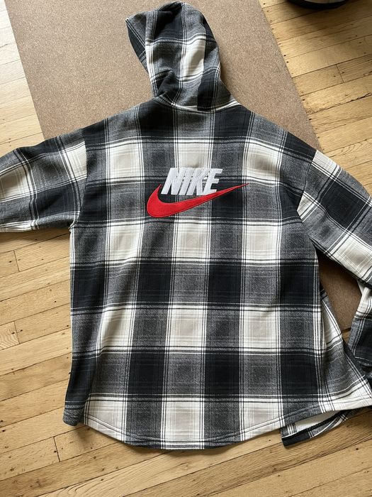 Nike supreme hotsell plaid hoodie