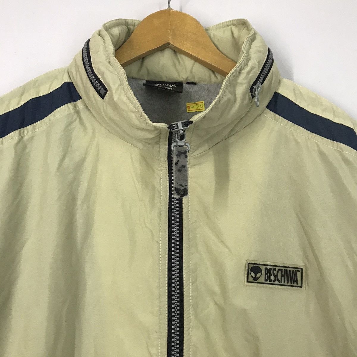 Japanese Brand × Vintage Beschwa windbreaker quilted Jacket Size US L / EU 52-54 / 3 - 3 Thumbnail