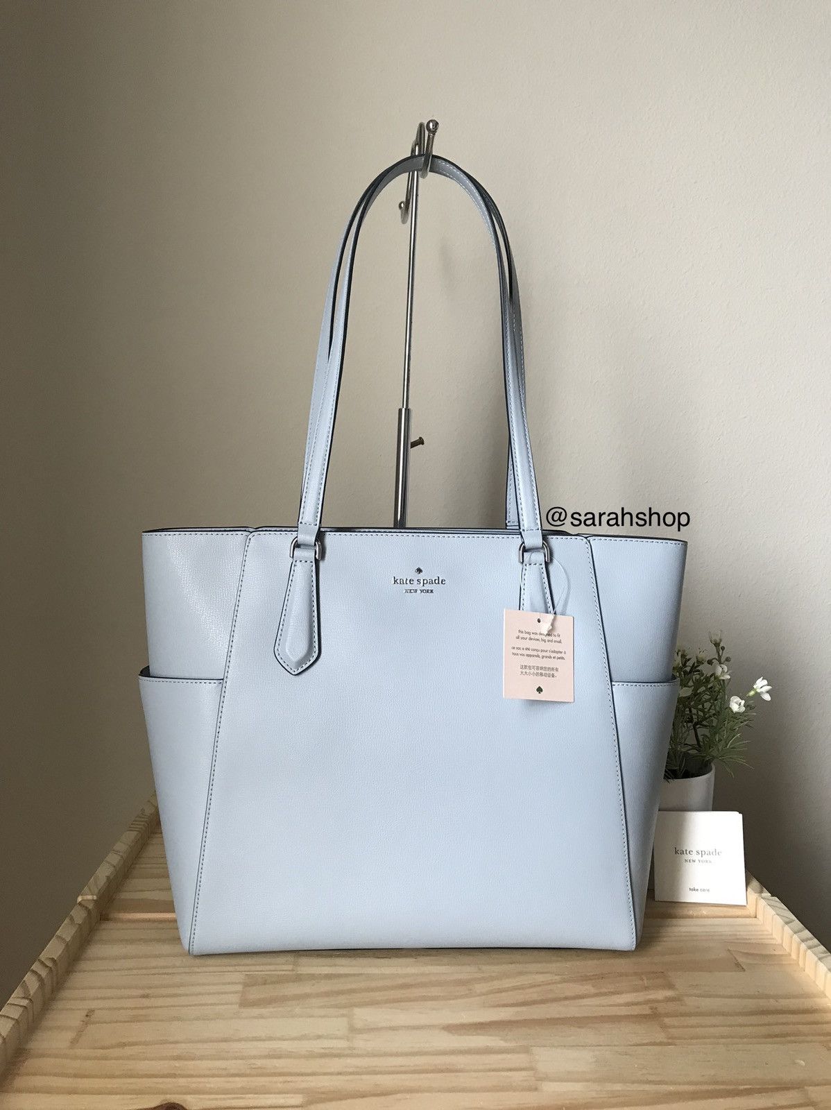 Tippy medium 2024 top zip tote