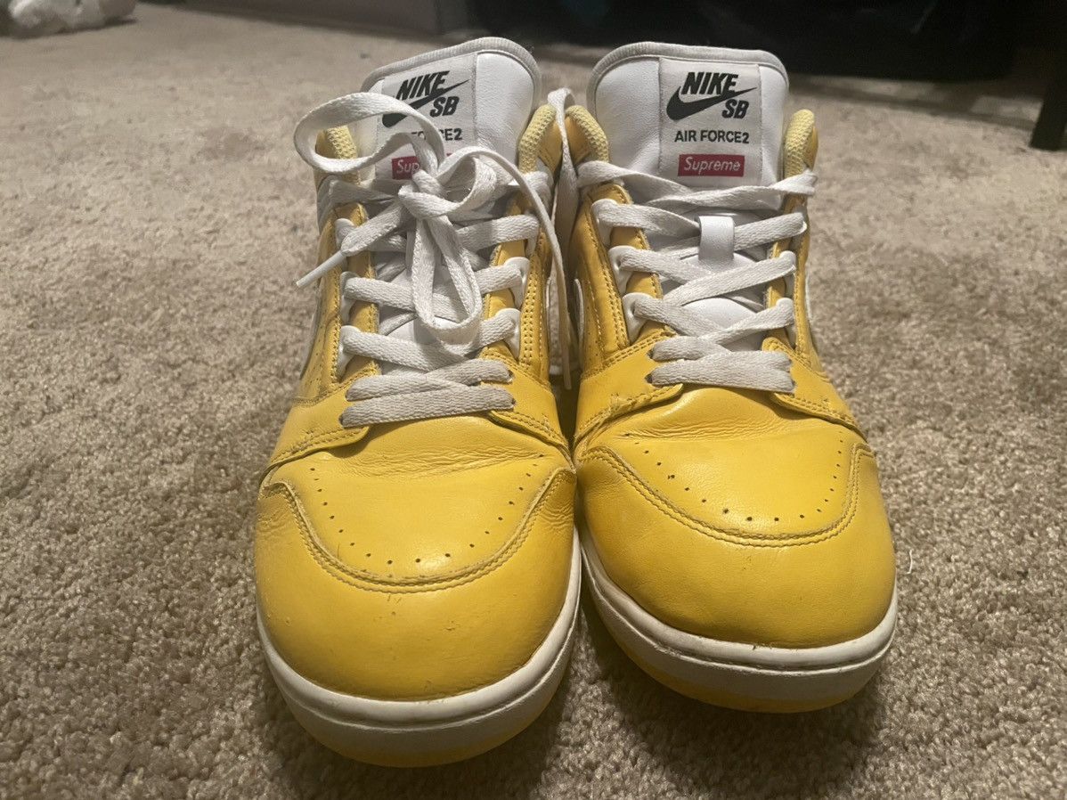 Nike × Supreme Supreme x Air Force 2 Yellow 2017 Size US 11 / EU 44 - 2 Thumbnail
