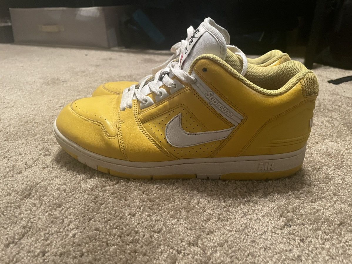 Nike × Supreme Supreme x Air Force 2 Yellow 2017 Size US 11 / EU 44 - 3 Thumbnail