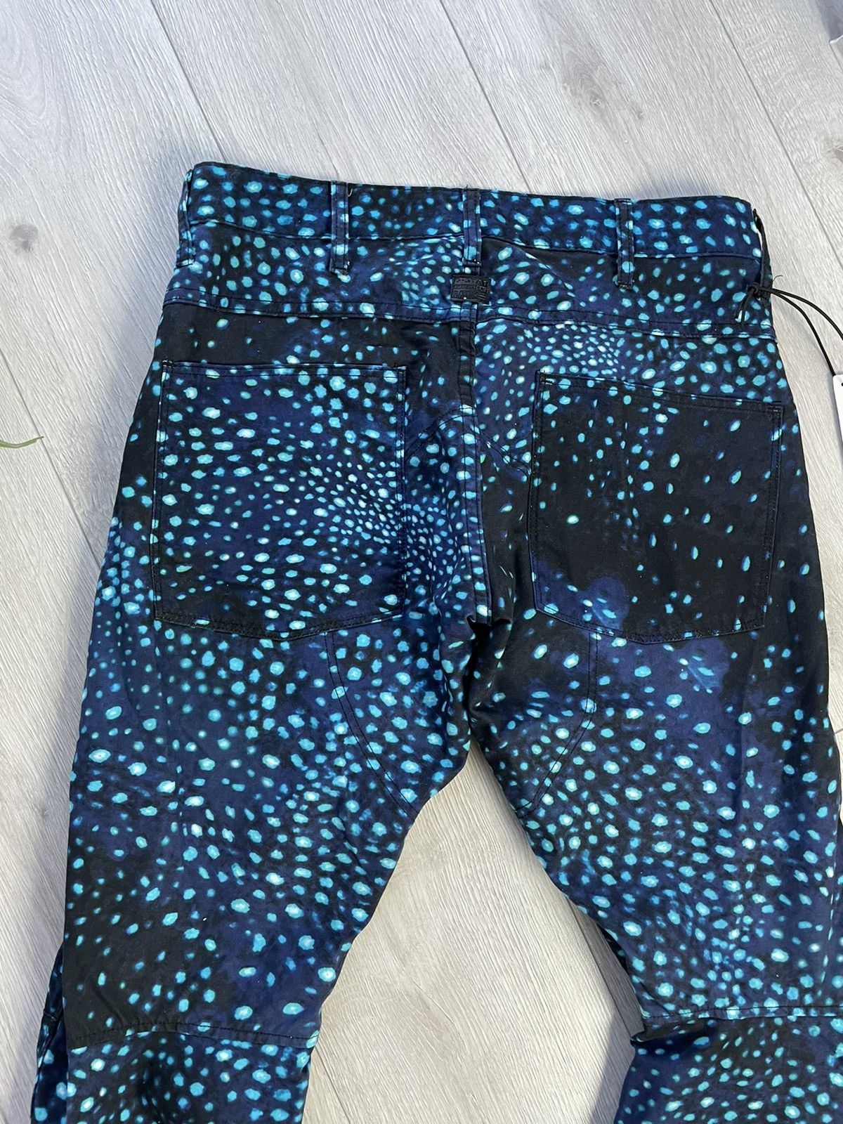 Pharrell G Star Whale Shark Print Pants Size US 32 / EU 48 - 4 Thumbnail