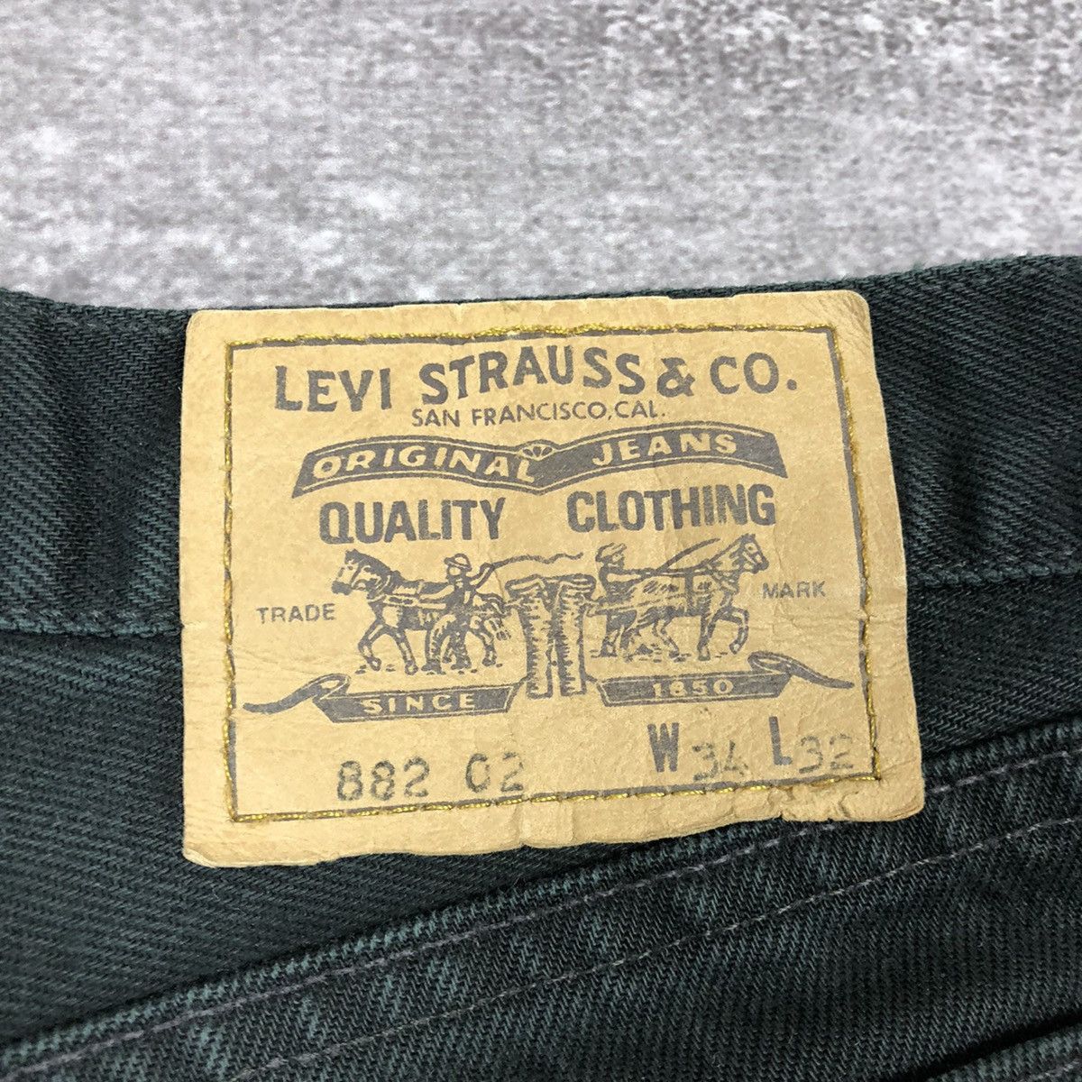 Levi's Vintage Levi’s 882 02 Jeans Orange Tab Cropped Size US 34 / EU 50 - 10 Thumbnail
