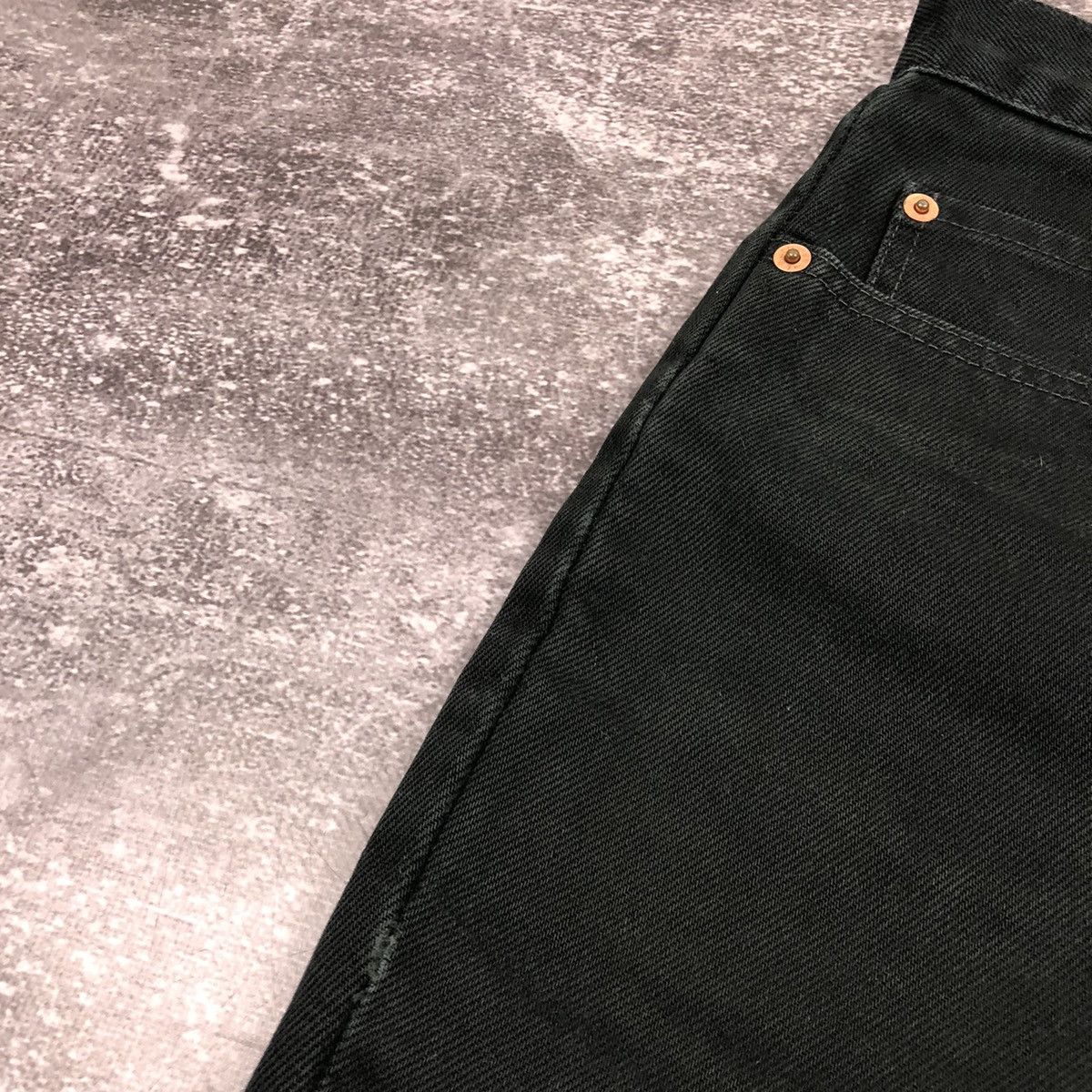 Levi's Vintage Levi’s 882 02 Jeans Orange Tab Cropped Size US 34 / EU 50 - 13 Thumbnail