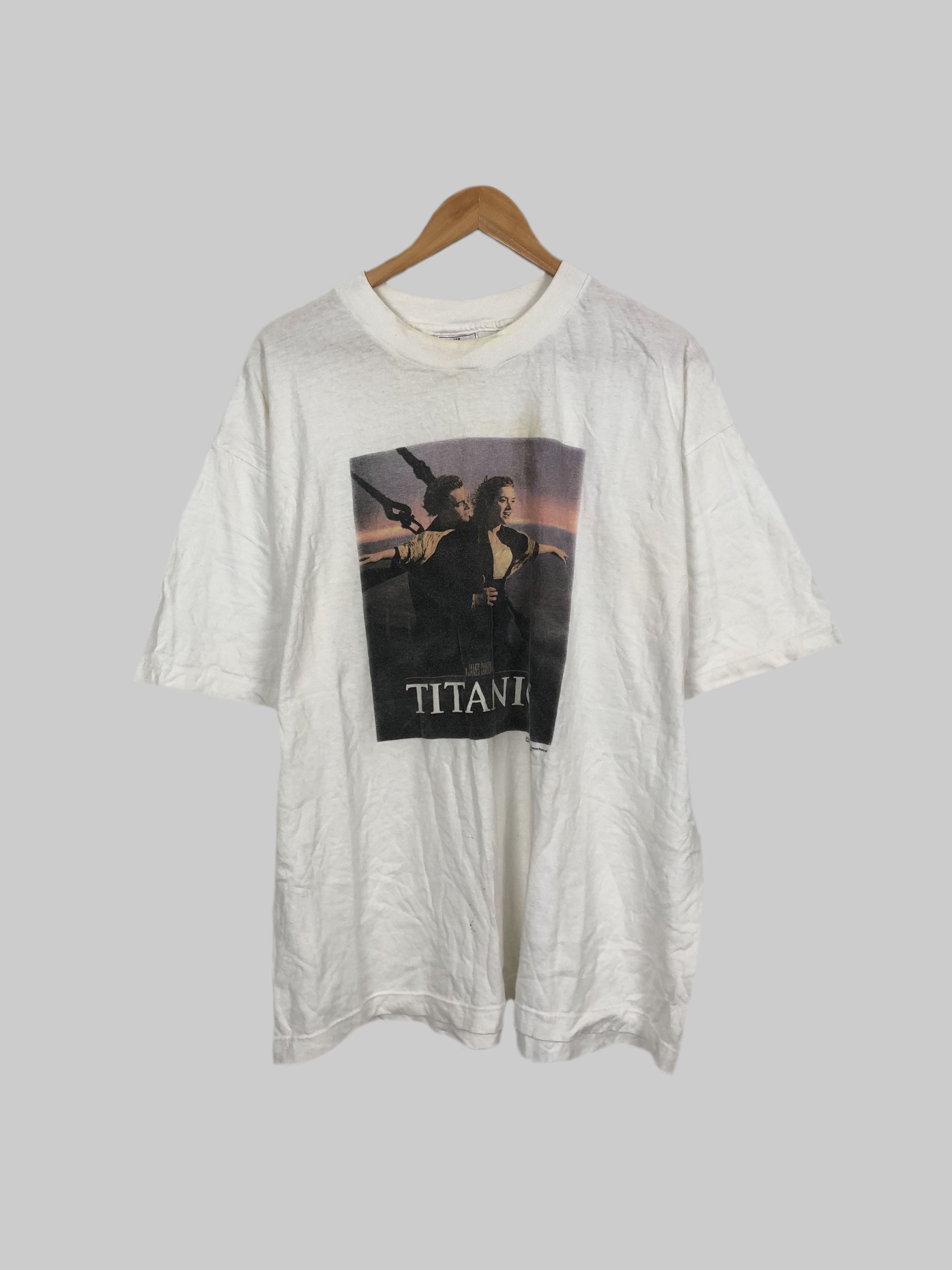 Vintage Vintage 1998 Titanic Leonardo Dicaprio (Brad Pitt Depp) Size US XL / EU 56 / 4 - 1 Thumbnail
