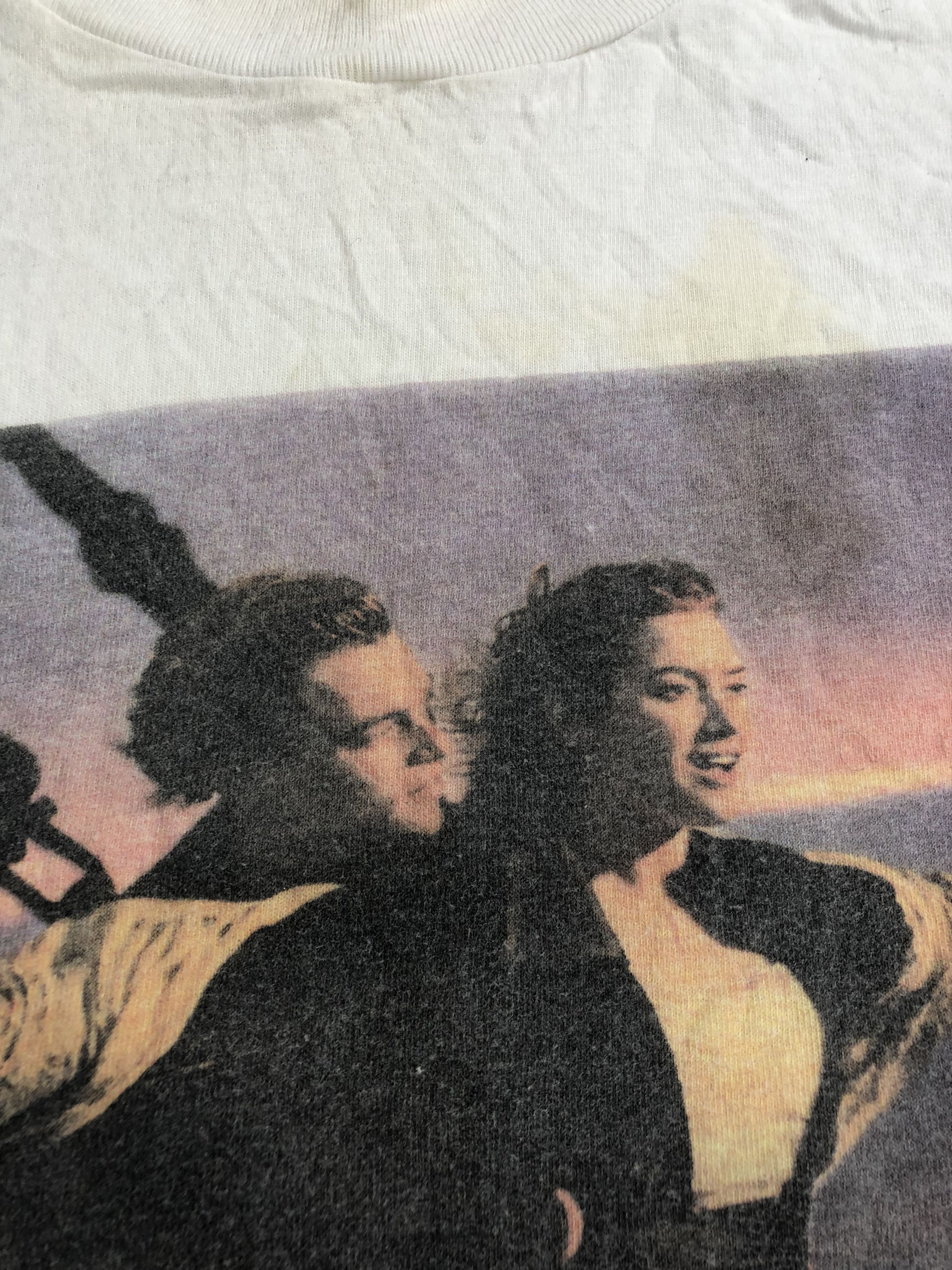 Vintage Vintage 1998 Titanic Leonardo Dicaprio (Brad Pitt Depp) Size US XL / EU 56 / 4 - 3 Thumbnail