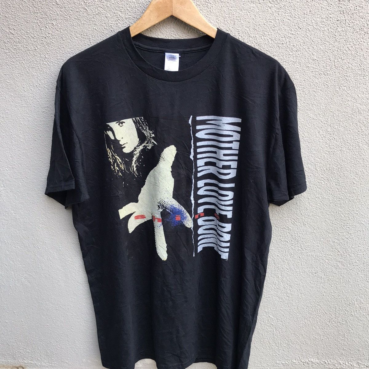 Band Tees MOTHER LOVE BONE band tee grunge soundgarden Size US XL / EU 56 / 4 - 2 Thumbnail