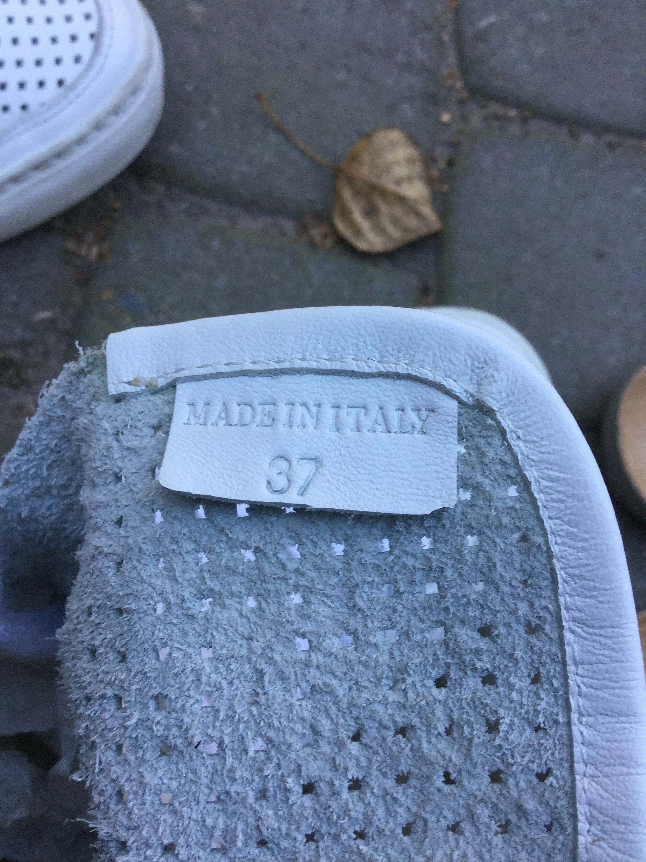 Maison Margiela Perforated sneakers.Like Hermes or Saint Laurent Size US 7.5 / IT 37.5 - 6 Thumbnail