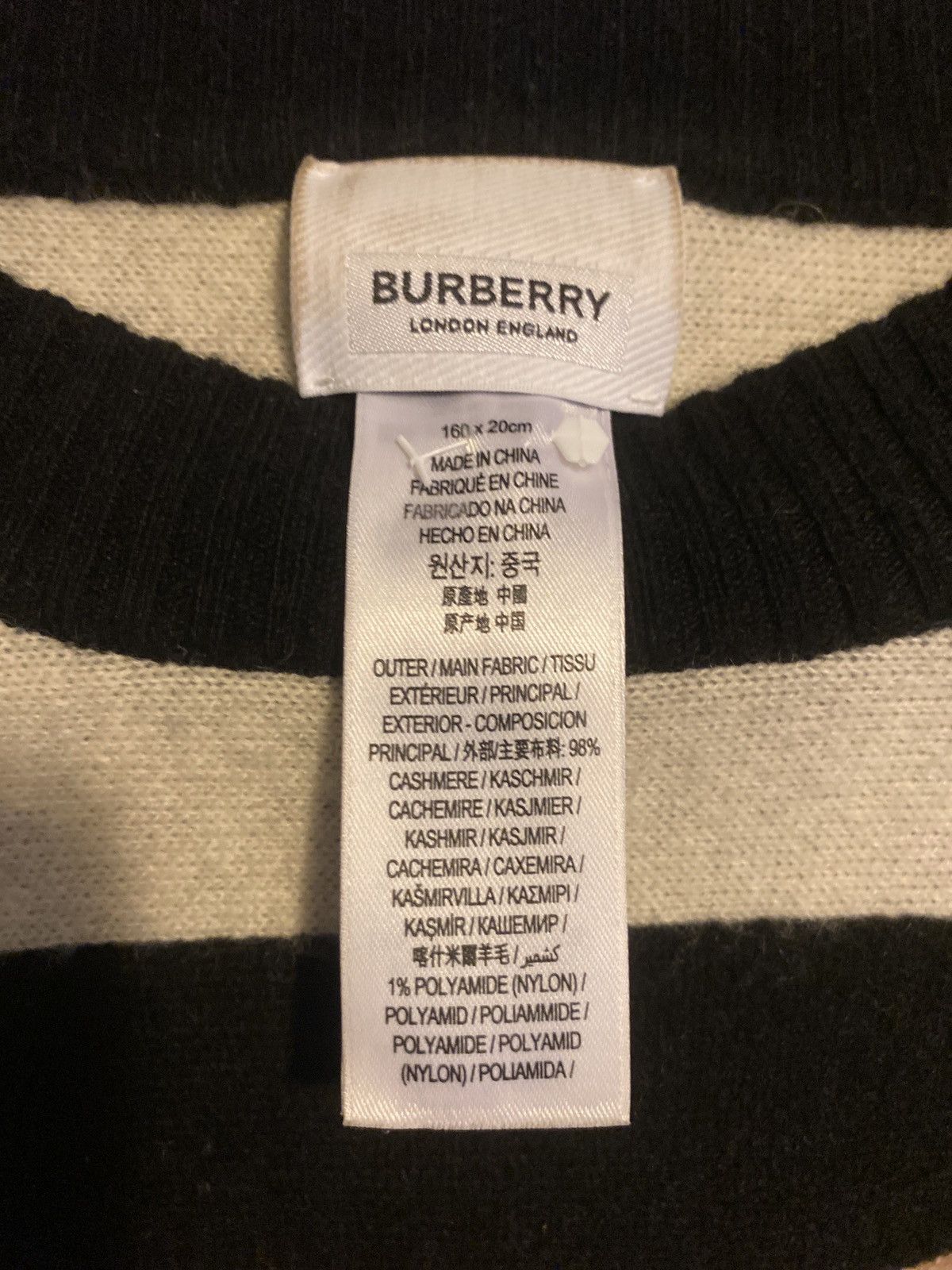 Burberry Scarf Top Size US M / EU 48-50 / 2 - 5 Thumbnail