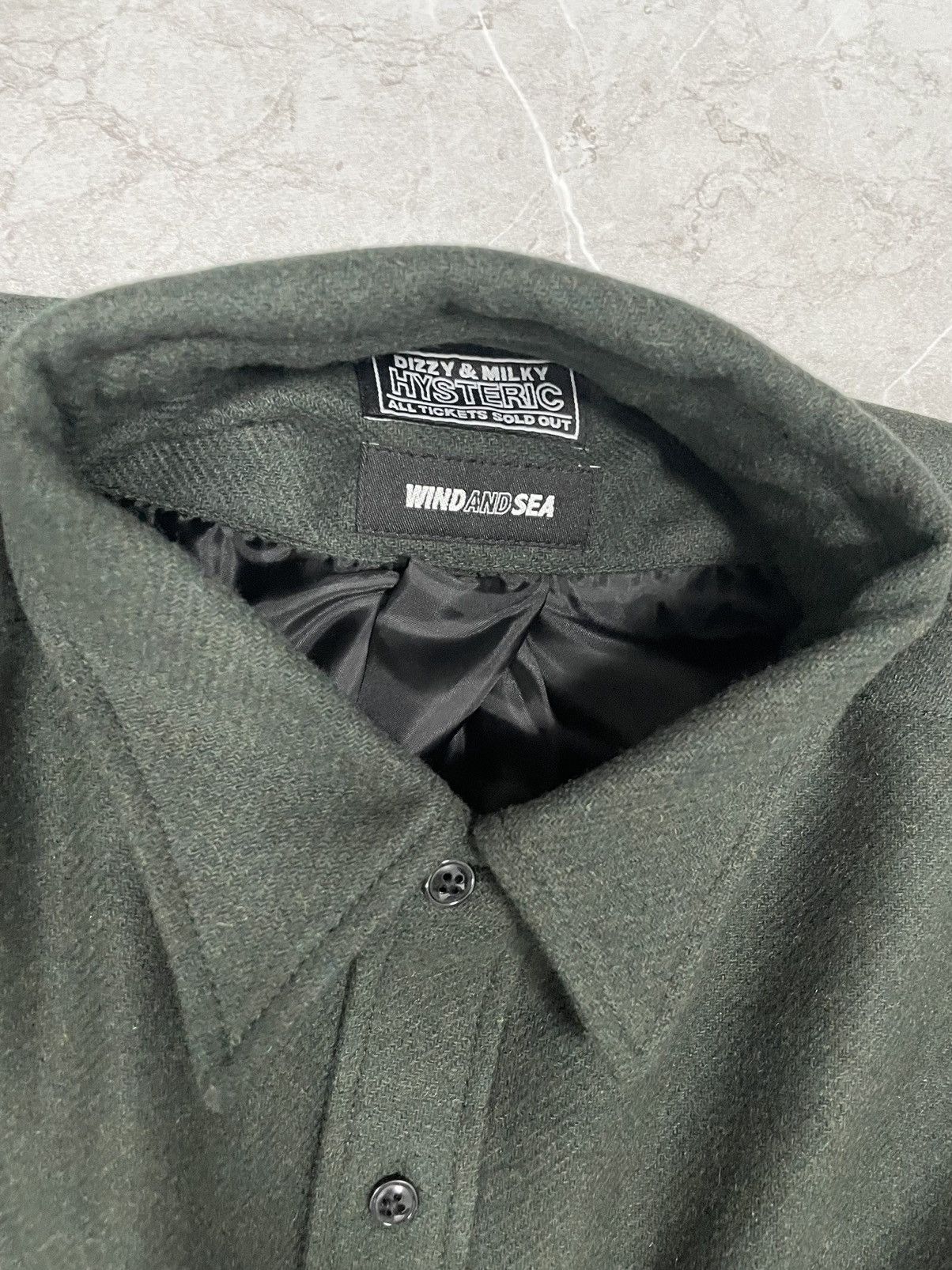 Hysteric Glamour Hysterical glamour wind and sea wool shirt L DARK GREEN. Size US L / EU 52-54 / 3 - 7 Thumbnail