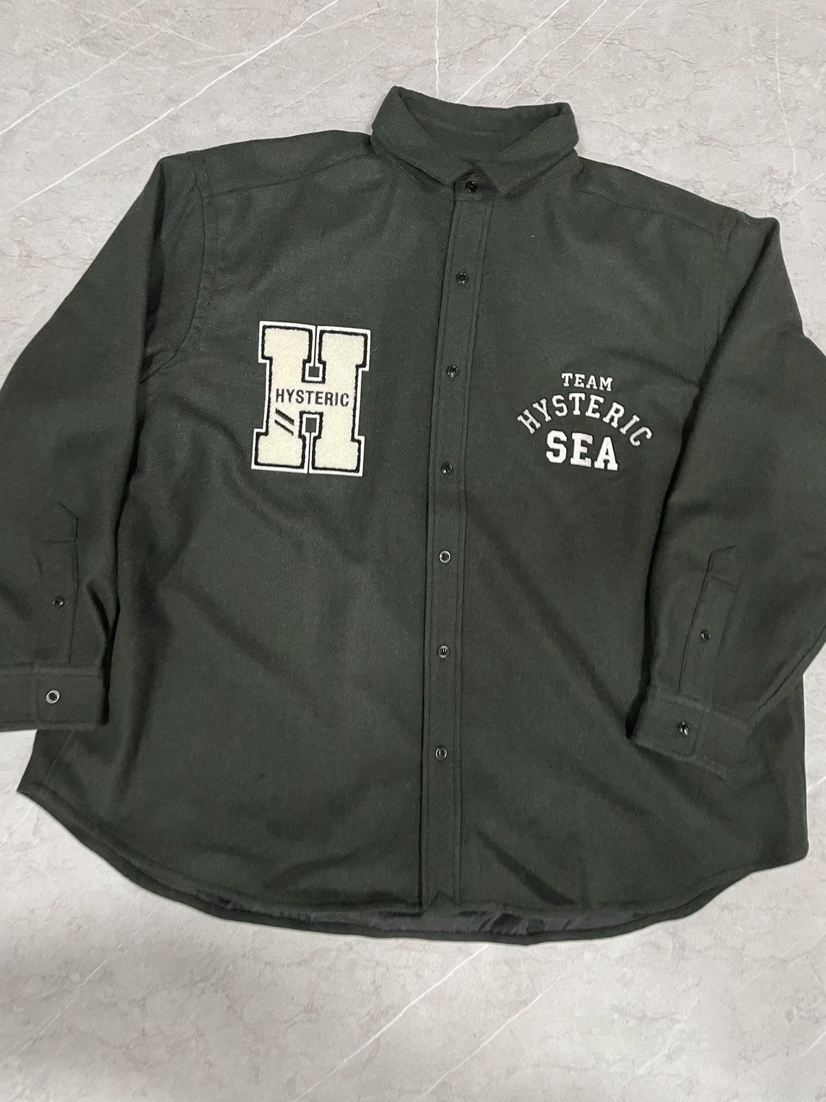 Hysteric Glamour Hysterical glamour wind and sea wool shirt L DARK GREEN. Size US L / EU 52-54 / 3 - 3 Thumbnail
