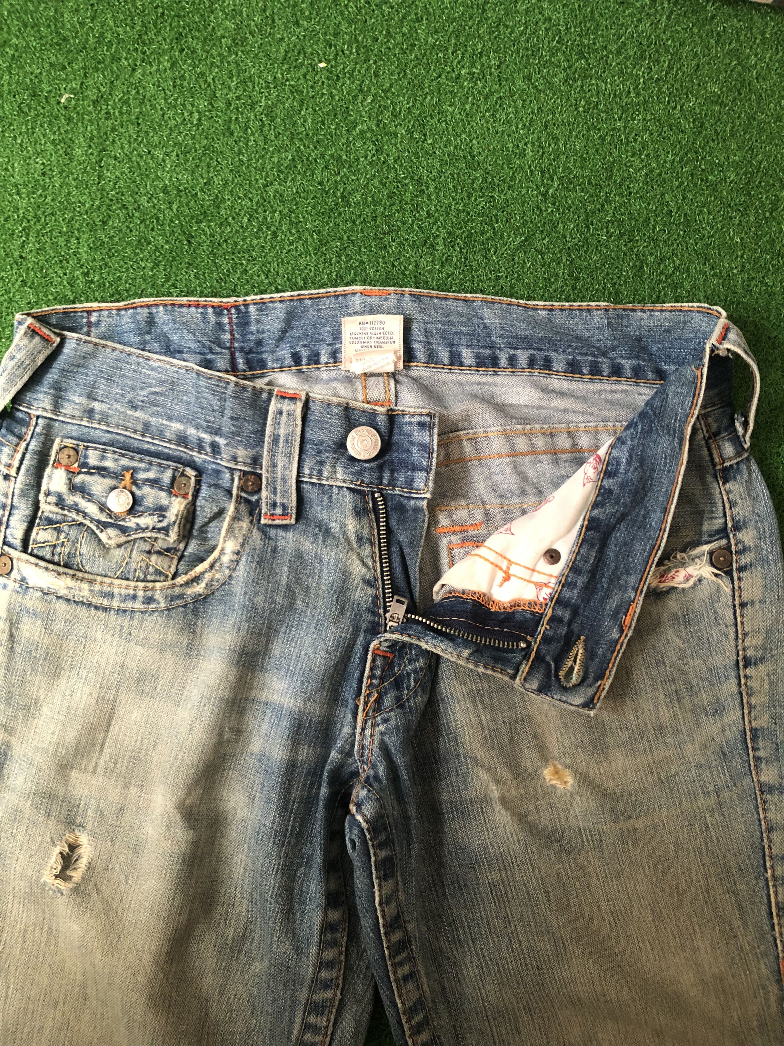 True Religion True Religion Made In Usa Distressed Denim pants Size US 34 / EU 50 - 3 Thumbnail