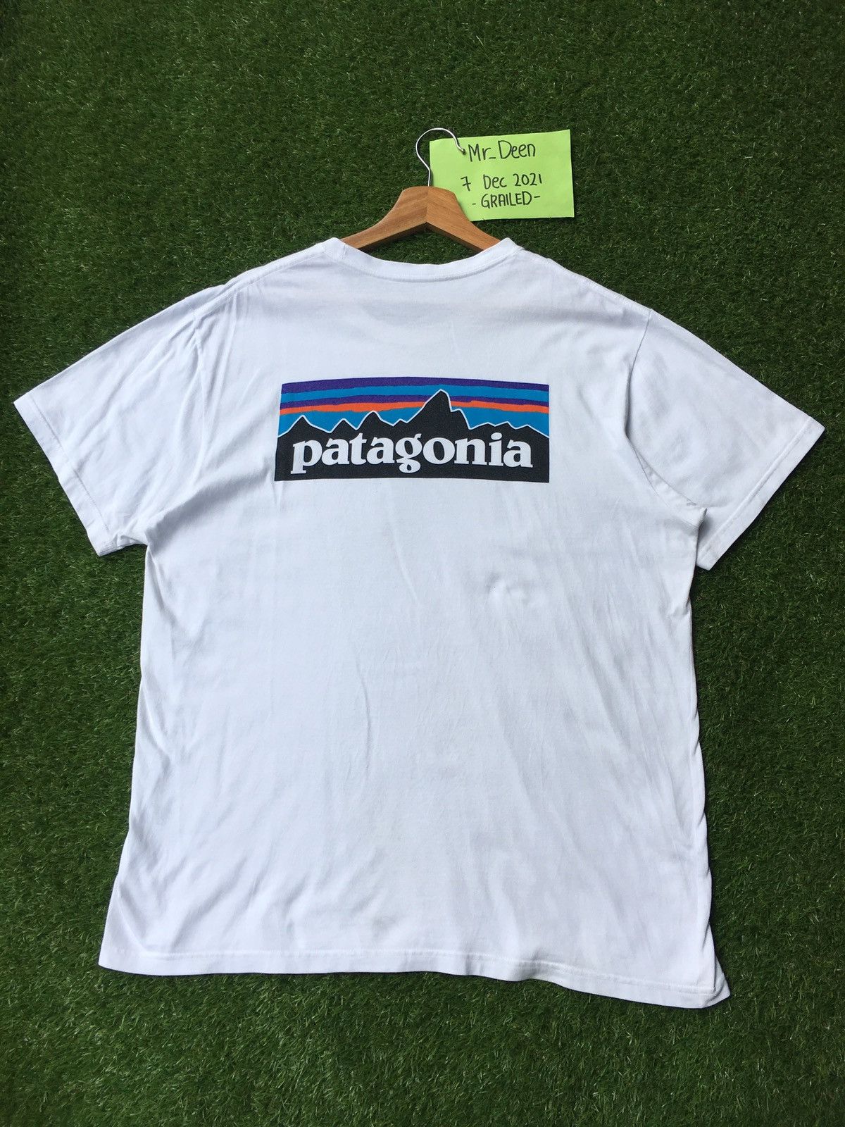 Patagonia Rare Vintage Patagonia Big Spellout Logo Tshirt Size US L / EU 52-54 / 3 - 2 Thumbnail