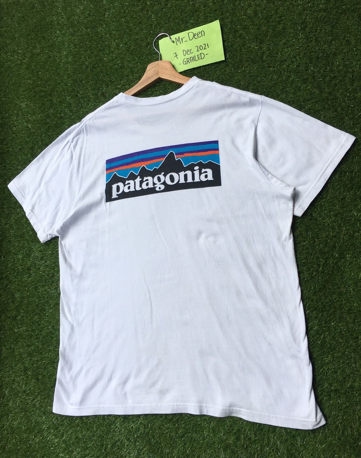 Patagonia Rare Vintage Patagonia Big Spellout Logo Tshirt Size US L / EU 52-54 / 3 - 4 Thumbnail
