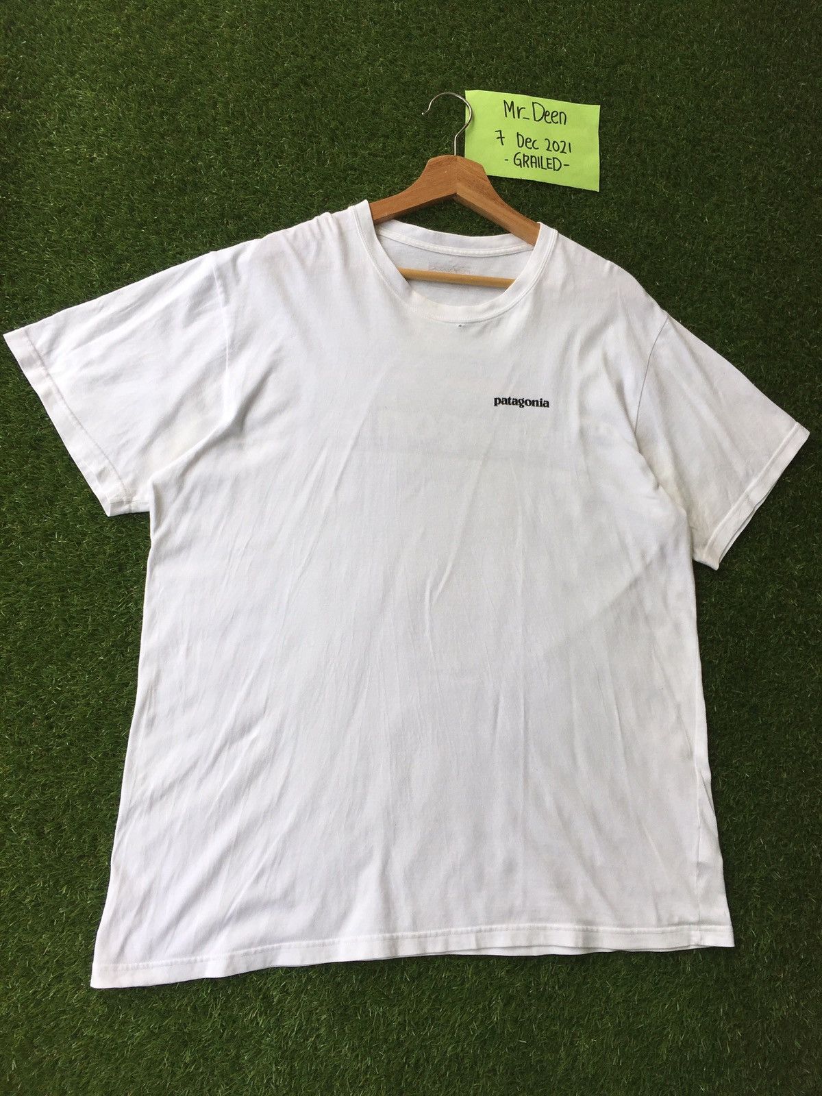 Patagonia Rare Vintage Patagonia Big Spellout Logo Tshirt Size US L / EU 52-54 / 3 - 8 Thumbnail