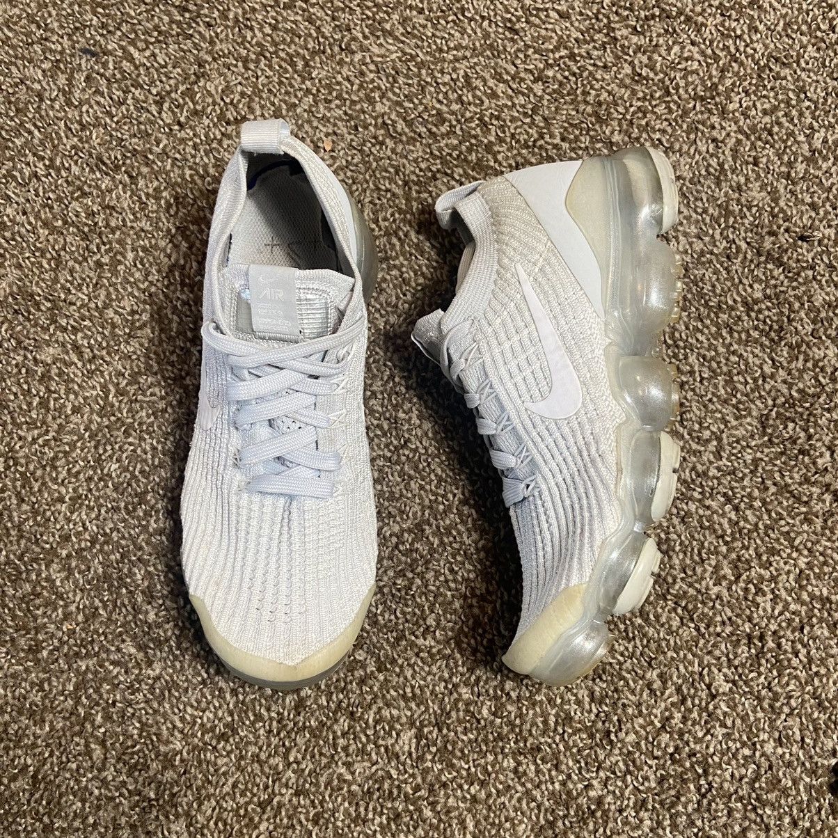 Women's Nike Air Vapormax Flyknit PURE PLATINUM Size